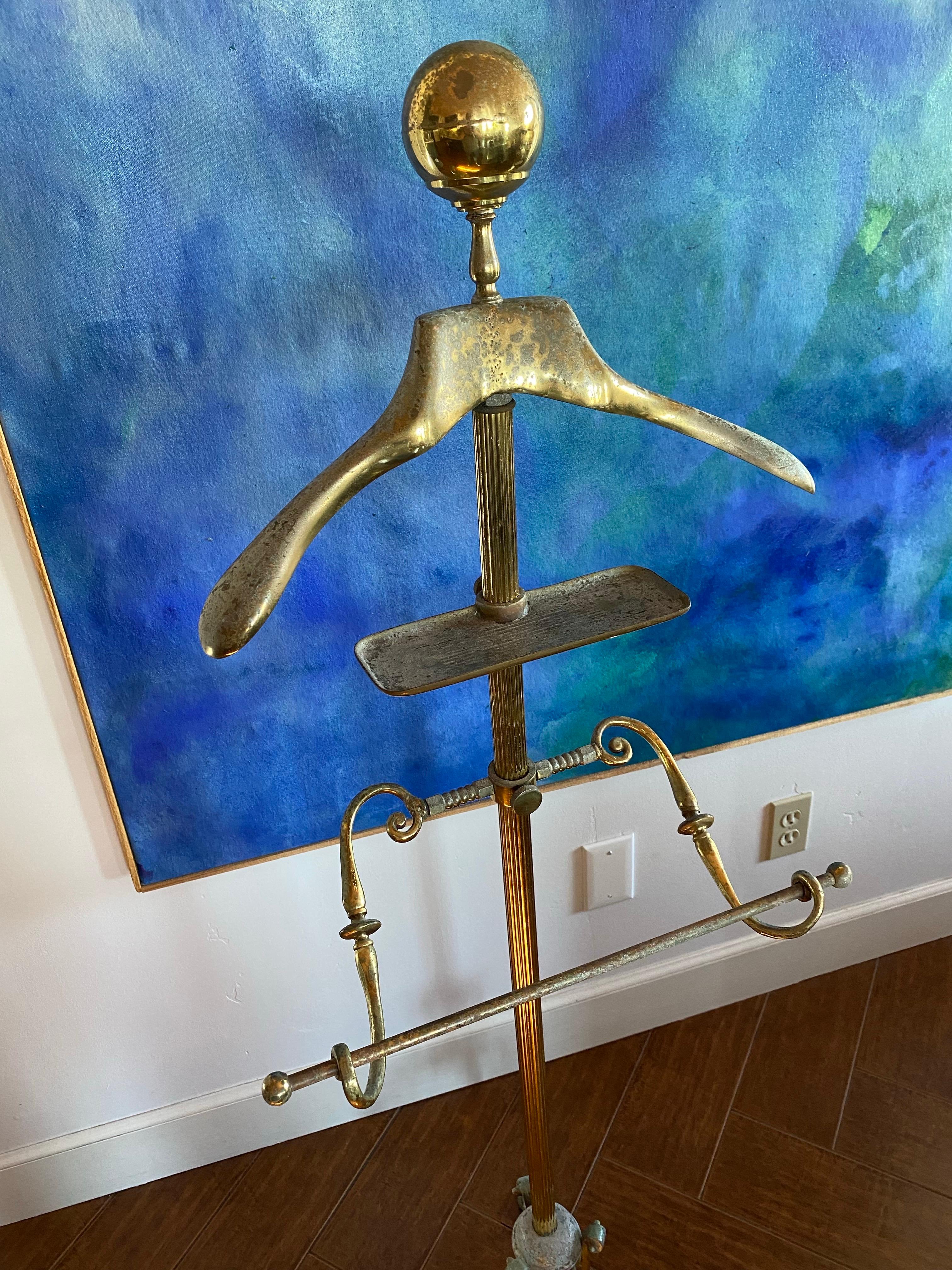 Valigetta in ottone per gentiluomini d'epoca della metà del secolo scorso in vendita 1