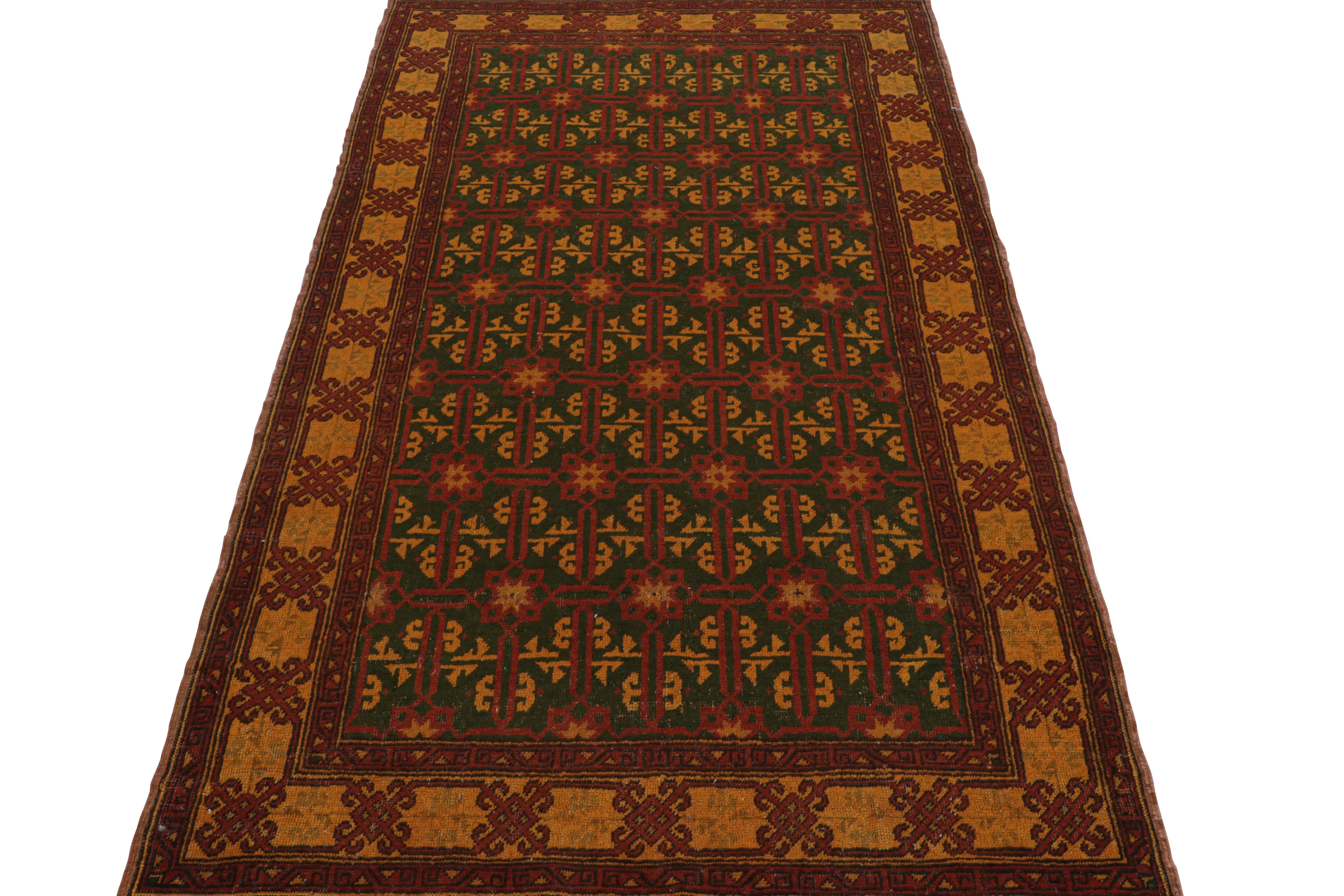 Tribal Vintage Mid-Century Geometric Floral Red And Green Wool Rug - Orange-Brown Accen For Sale
