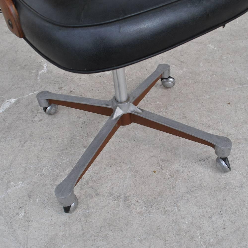 Mid-20th Century Vintage Mid Century George Mulhauser Plycraft Task Chair