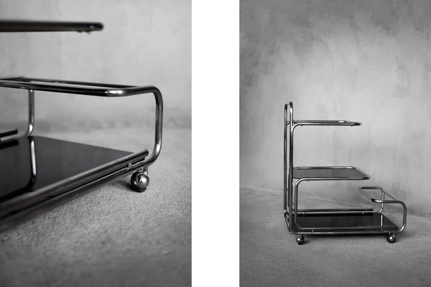 Carro de servir vintage de mediados de siglo, alemán, moderno, Bauhaus, cromado y de cristal en venta 6