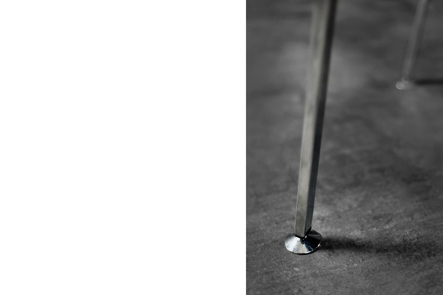 Brauner Konferenzstuhl aus der Mitte des Jahrhunderts von Drabert, 1970er Jahre im Angebot 4