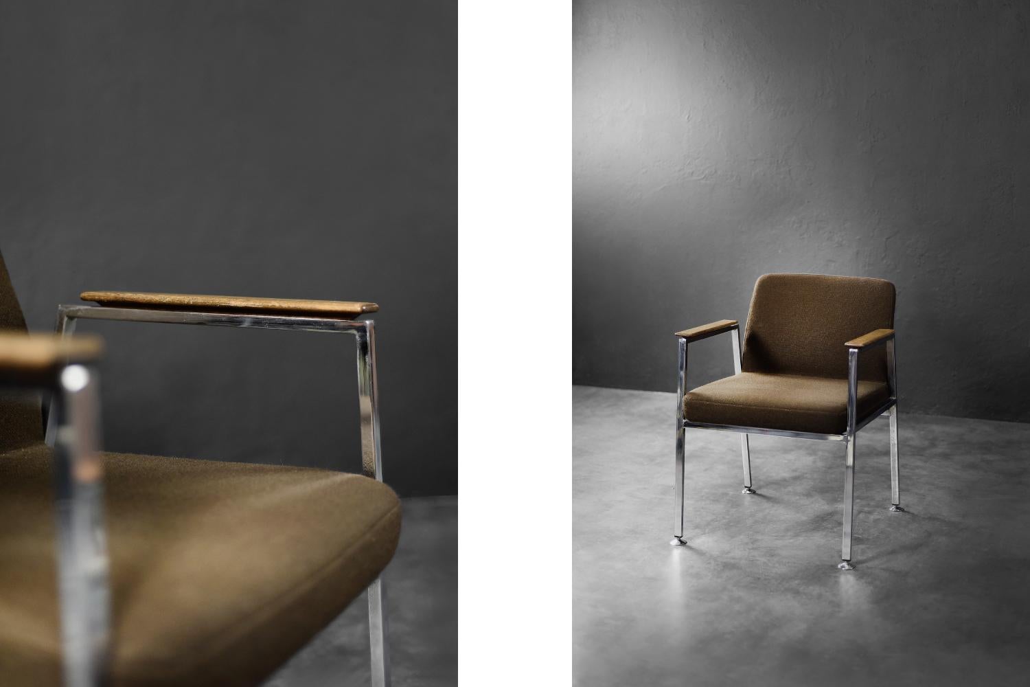 Brauner Konferenzstuhl aus der Mitte des Jahrhunderts von Drabert, 1970er Jahre (Moderne der Mitte des Jahrhunderts) im Angebot