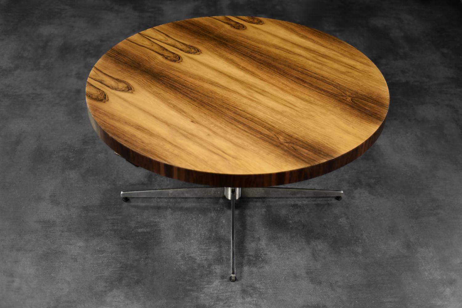 Vintage Mid-Century German Modern Round Rosewood Coffee Table from Ilse Möbel For Sale 1