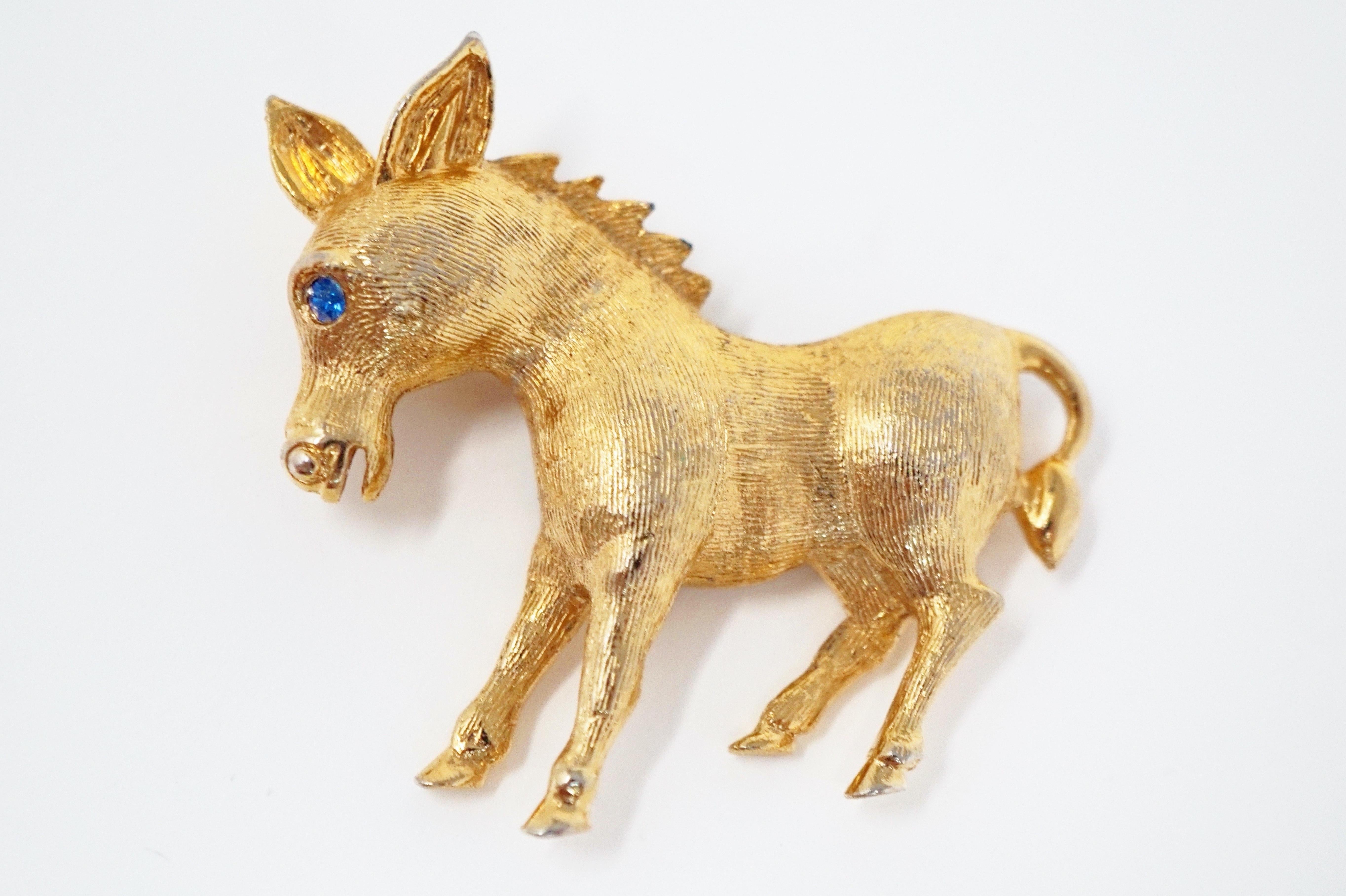 Vintage Mid-Century Gilded Pony Brooch with Blue Crystal Eye For Sale 3