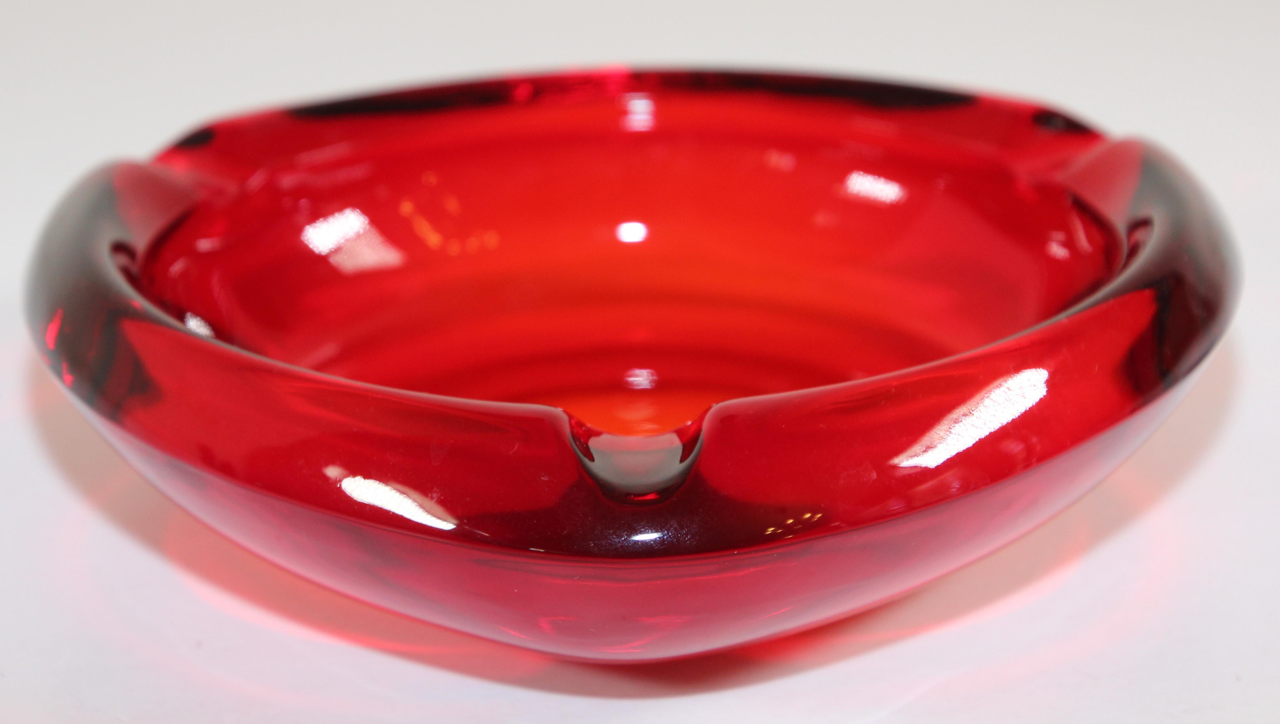 German Vintage Mid-Century Glass Ashtray Ruby Red Triangular For Sale