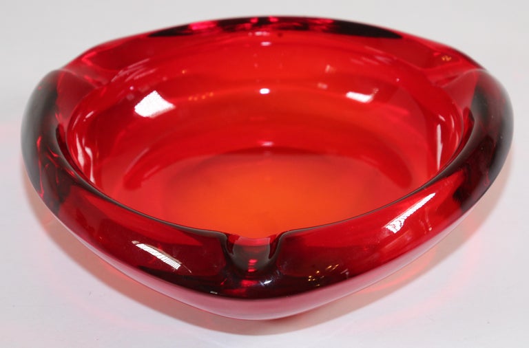 Art Glass Vintage Mid-Century Glass Ashtray Ruby Red Triangular For Sale