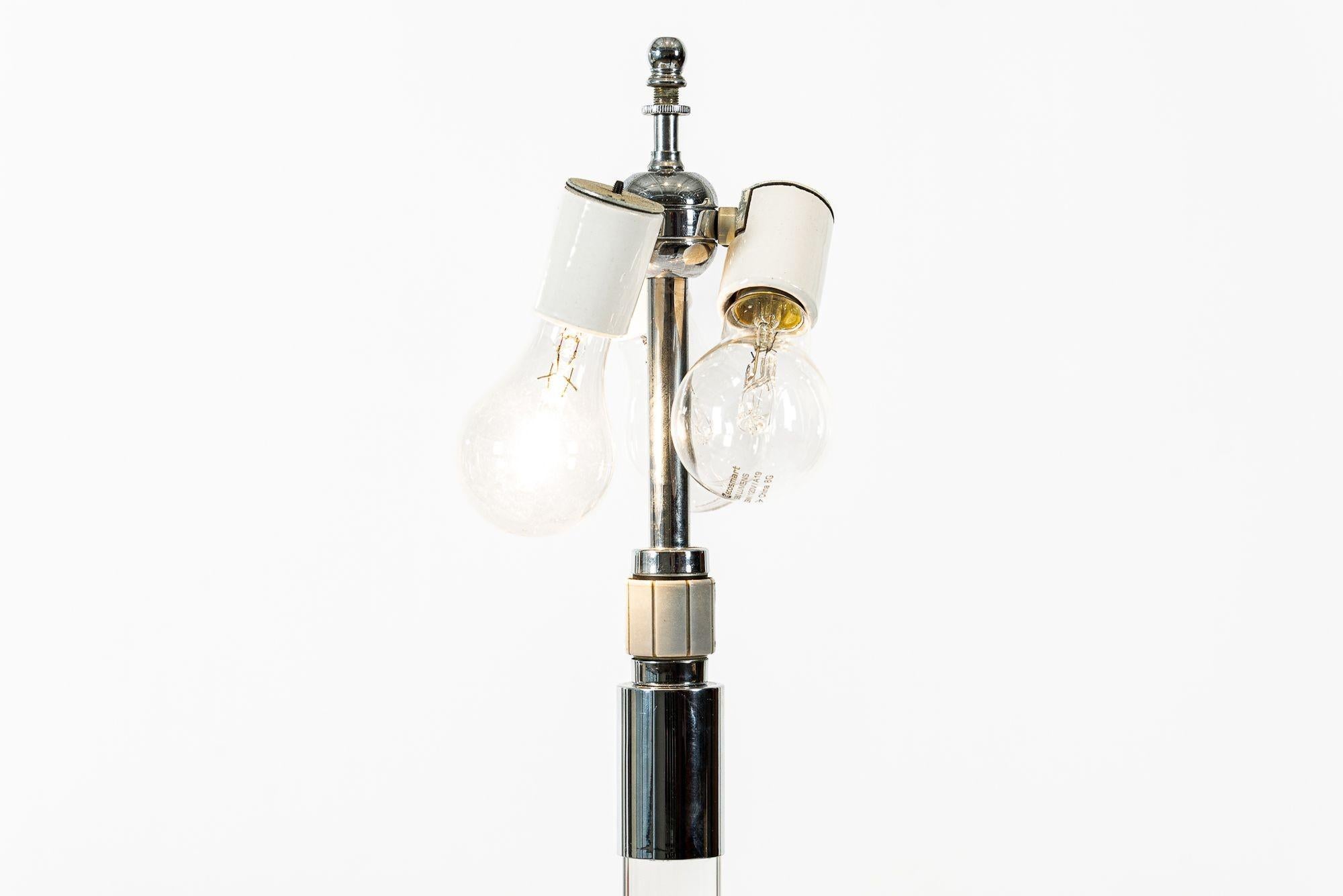 Lampadaire vintage mi-siècle en verre et chrome par Hansen en vente 2