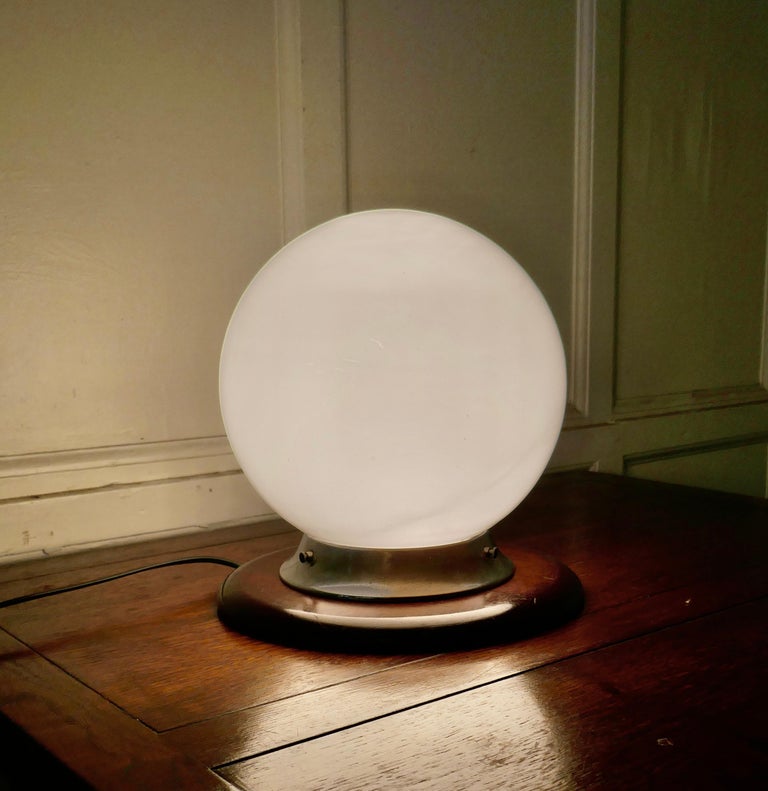 vintage-mid-century-glass-globe-table-lamp-for-sale-at-1stdibs