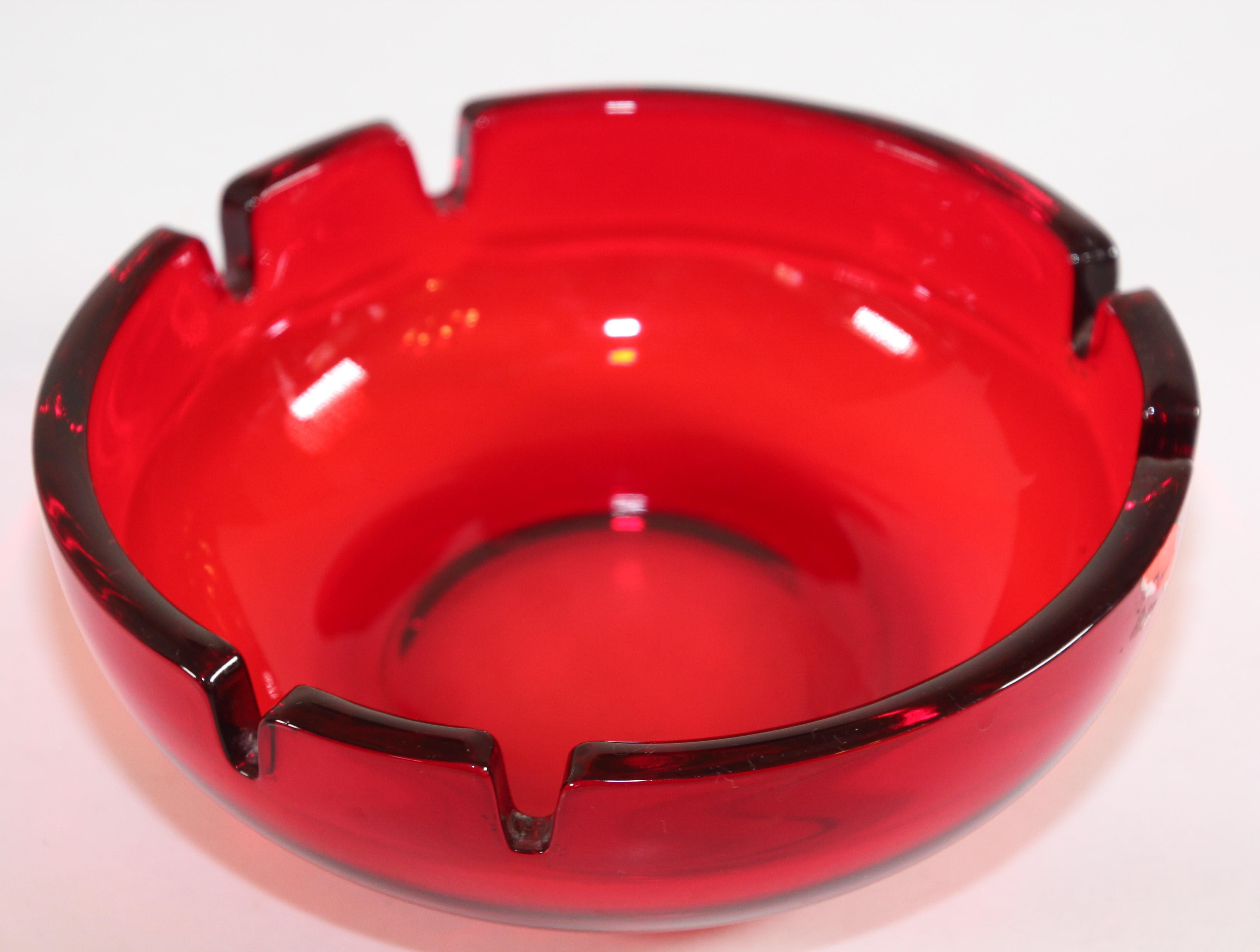 Hand-Crafted Vintage Mid-Century Glass Ruby Red Cigar Ashtray For Sale