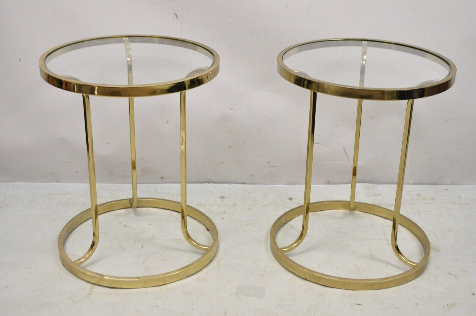 Vintage Midcentury Gold Brass Metal Baughman Style Round Side Tables, a Pair For Sale 4
