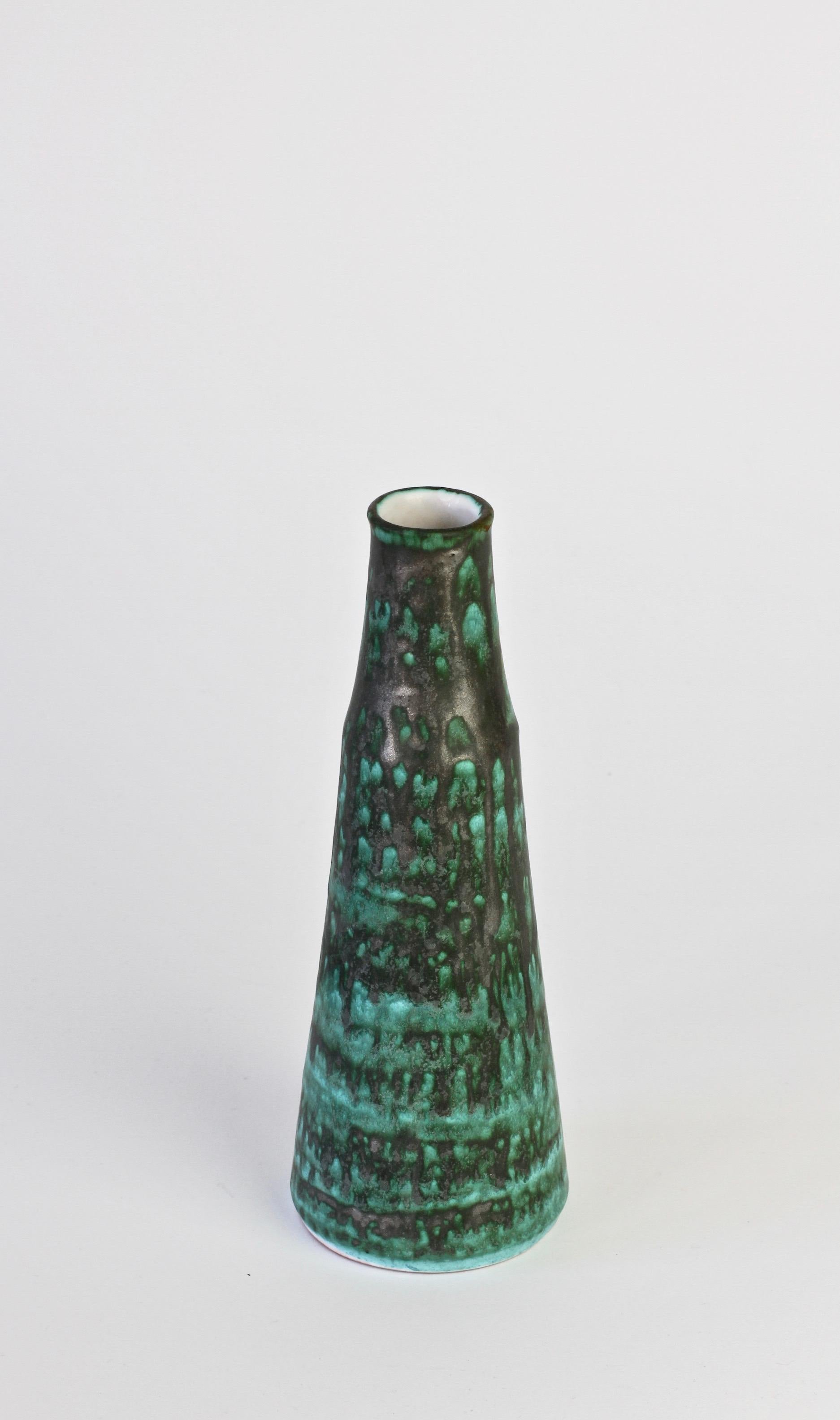 Vase aus der Mitte des Jahrhunderts:: grün und graphitfarben glasiert:: Waechtersbach:: 1950er Jahre (Deutsch) im Angebot