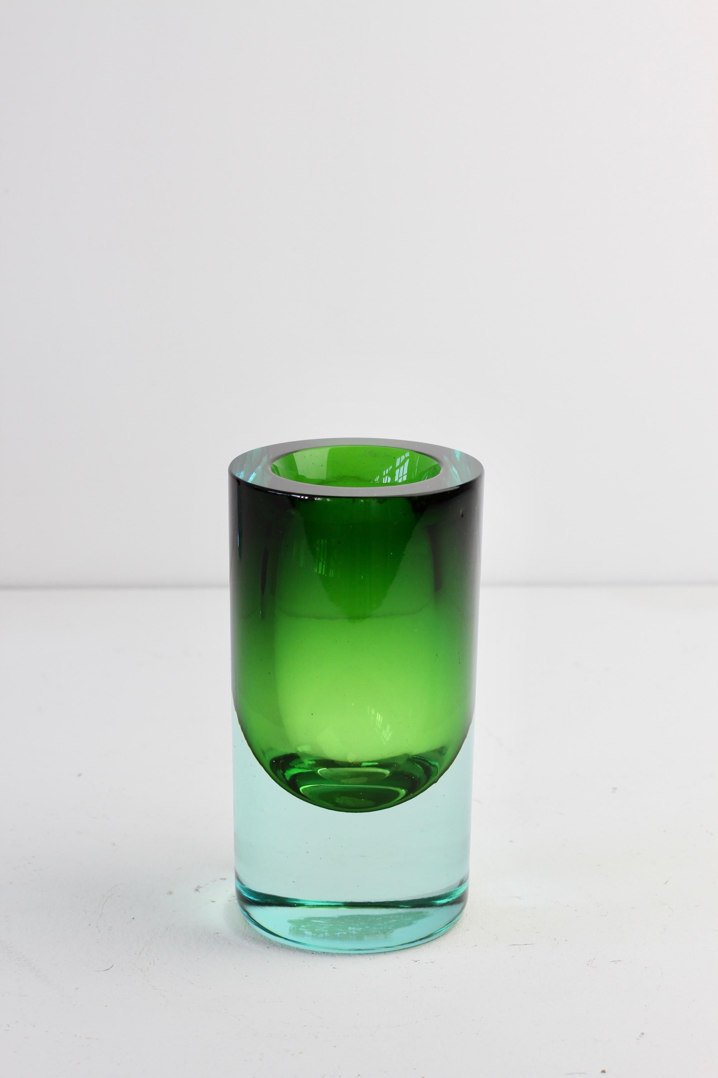 Italian Vintage Midcentury Green Venetian Murano Sommerso Glass Vase, circa 1970
