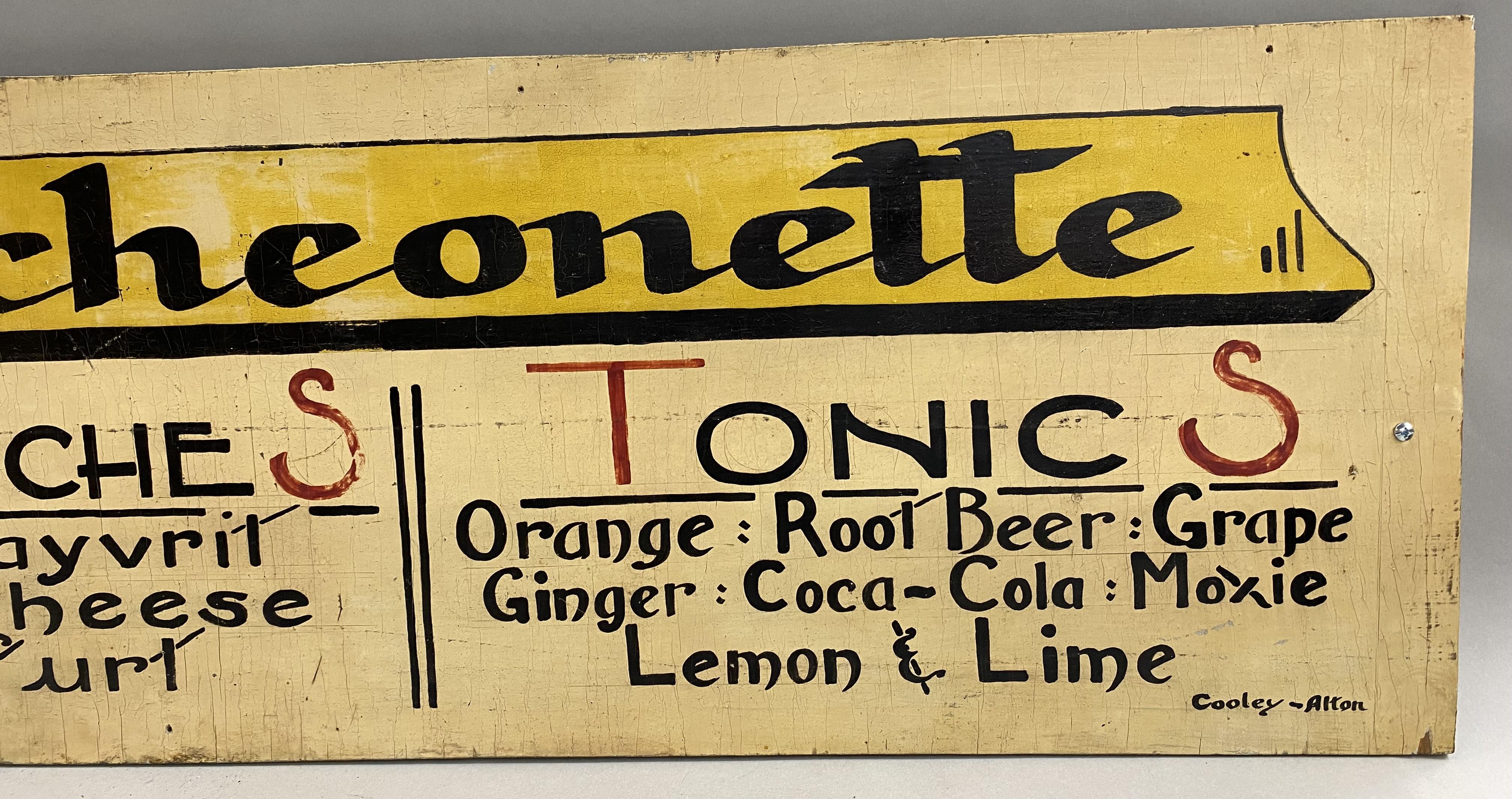 Vintage Mid Century Pintado a mano de madera Luncheonette Café caliente Diner Sign en Bueno estado para la venta en Milford, NH