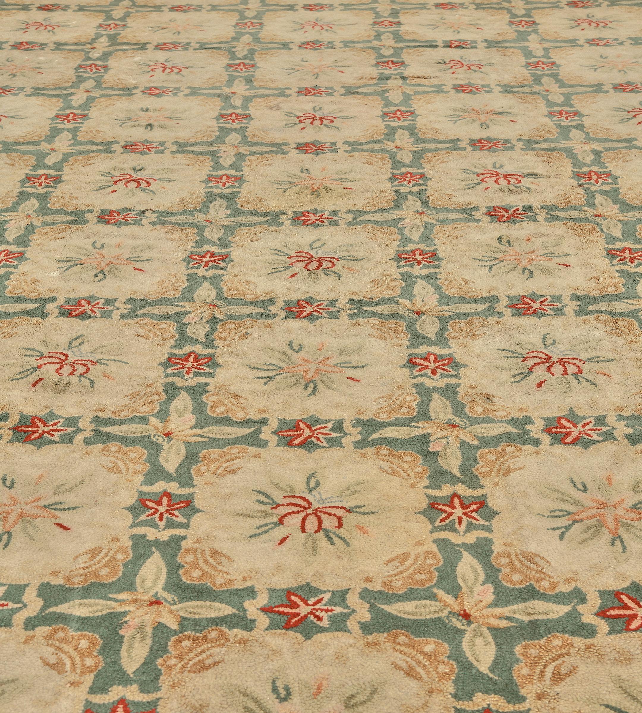Vintage Mid-Century Handmade Wool Hooked Green Floral Rug For Sale 3