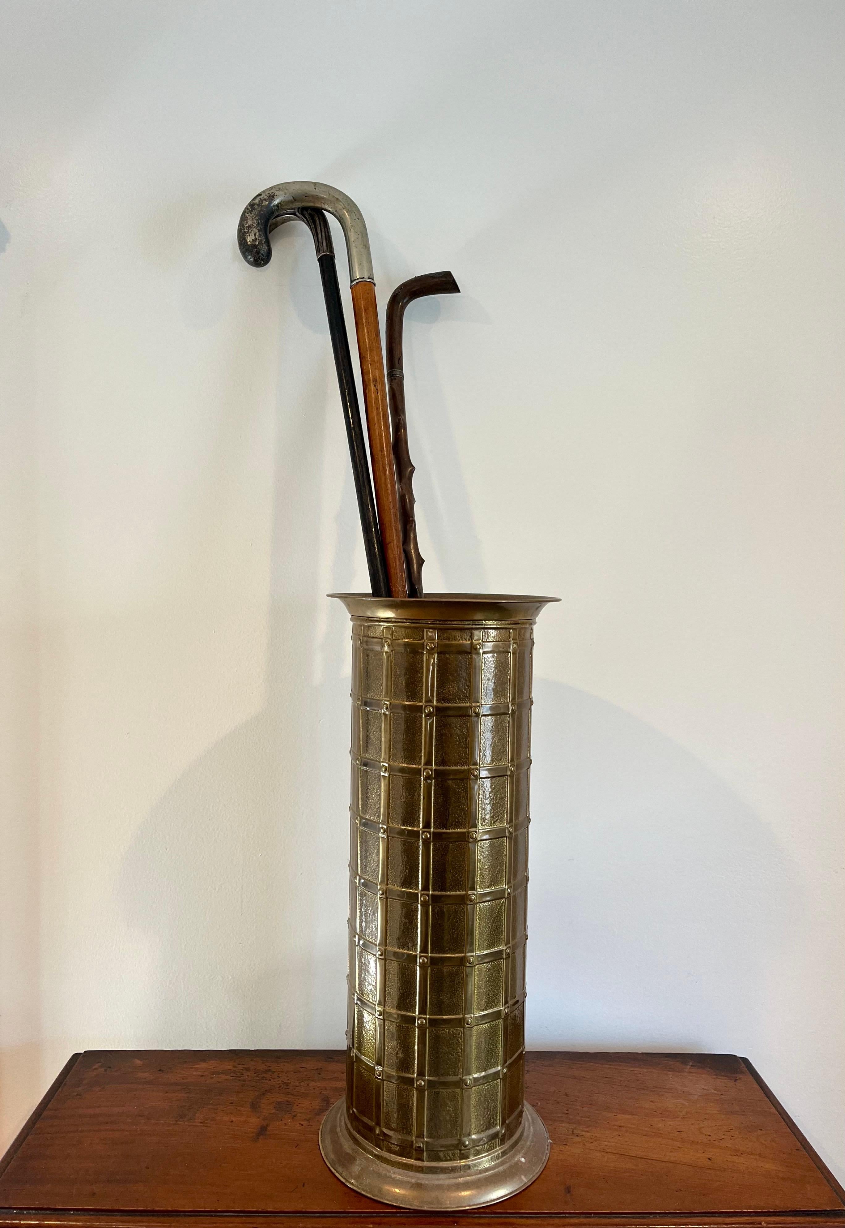 Vintage Mid Century Hollywood Regency Brass Stick Umbrella Stand Lattice Motif For Sale 1