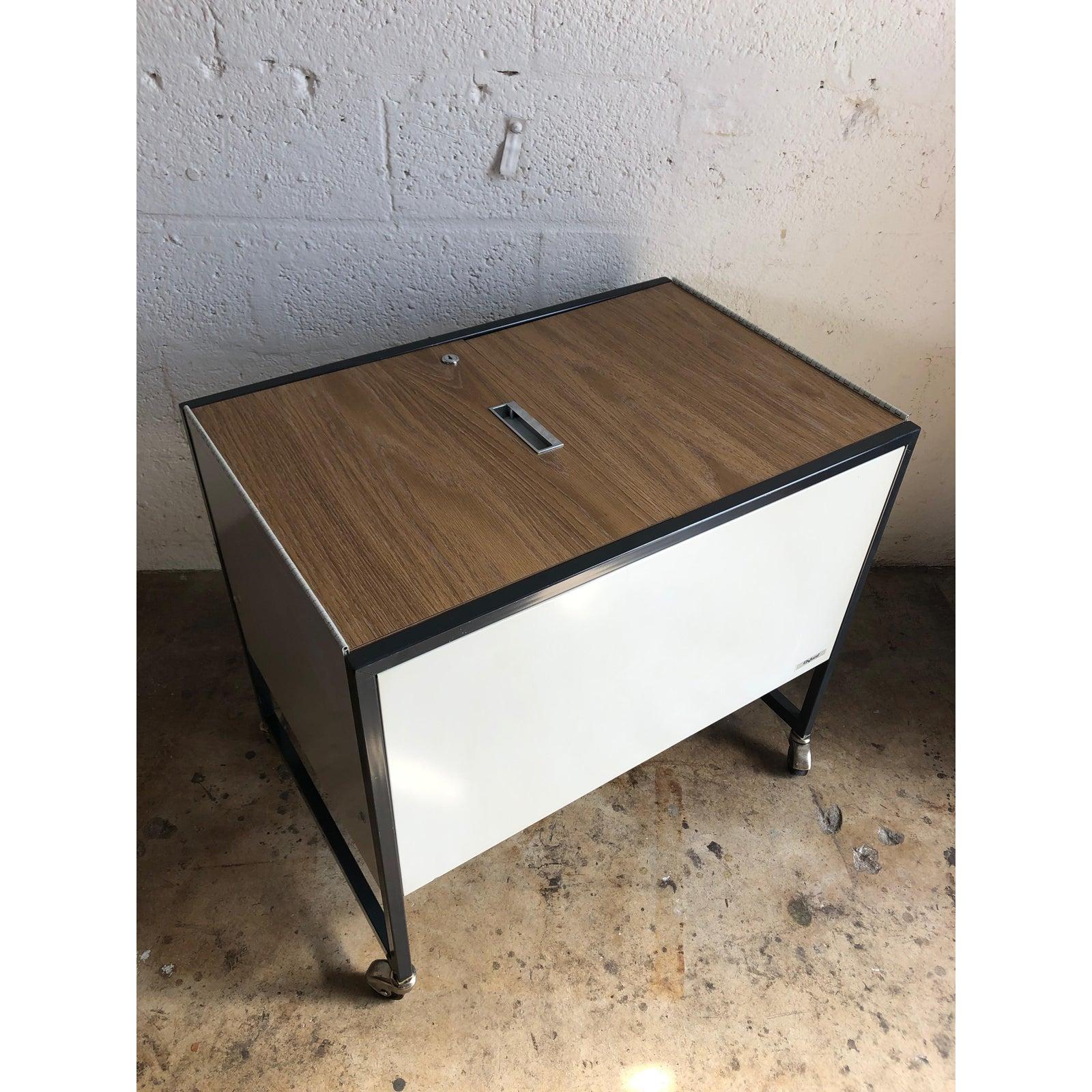 Mid-Century Modern Vintage Midcentury Industrial Filing Cabinet/ Cart by Oxford from the 1970s