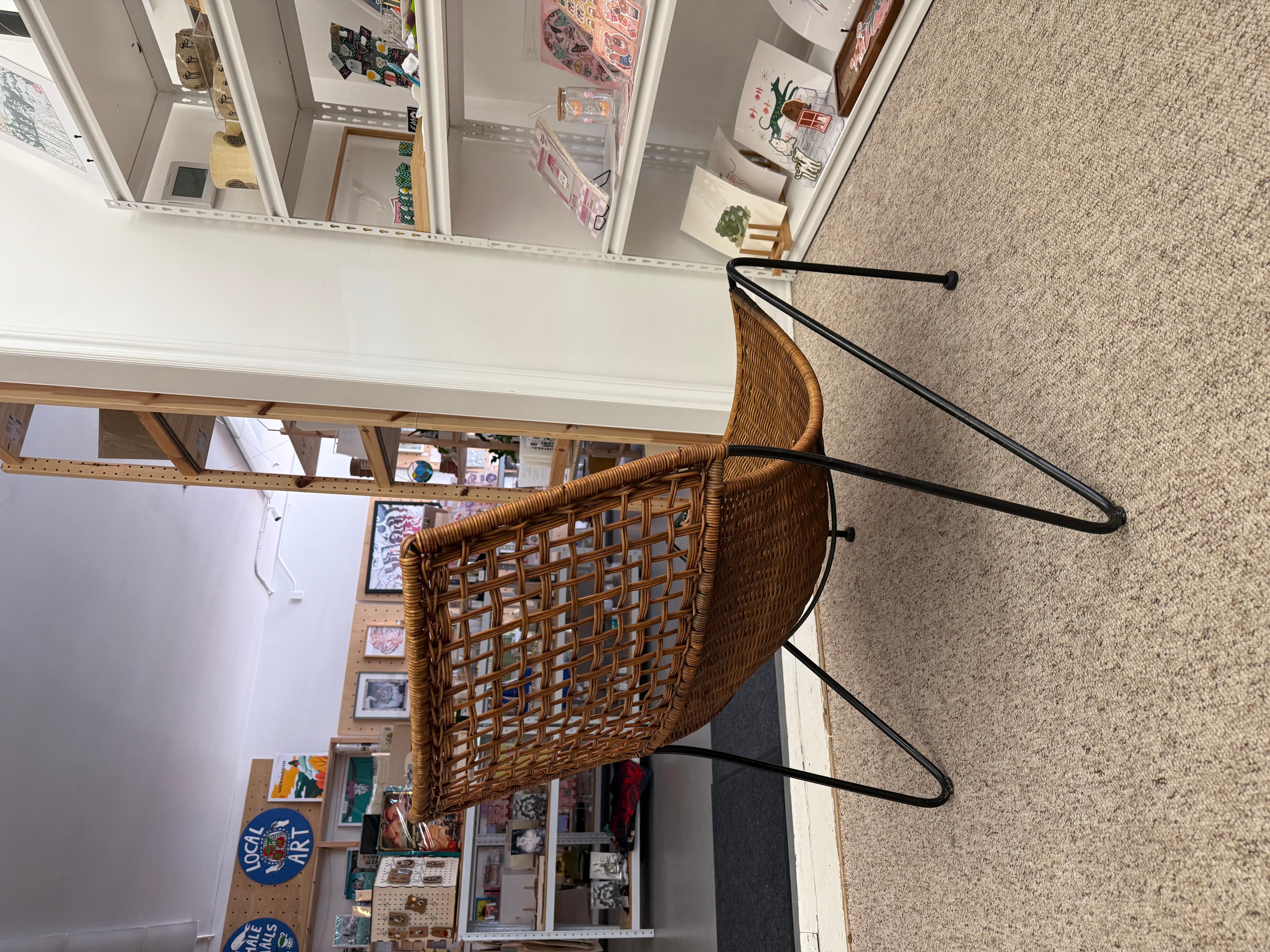 Vintage Mid Century  Iron And Wicker Sling Chair by Frederick Weinberg C.1950 en venta 1