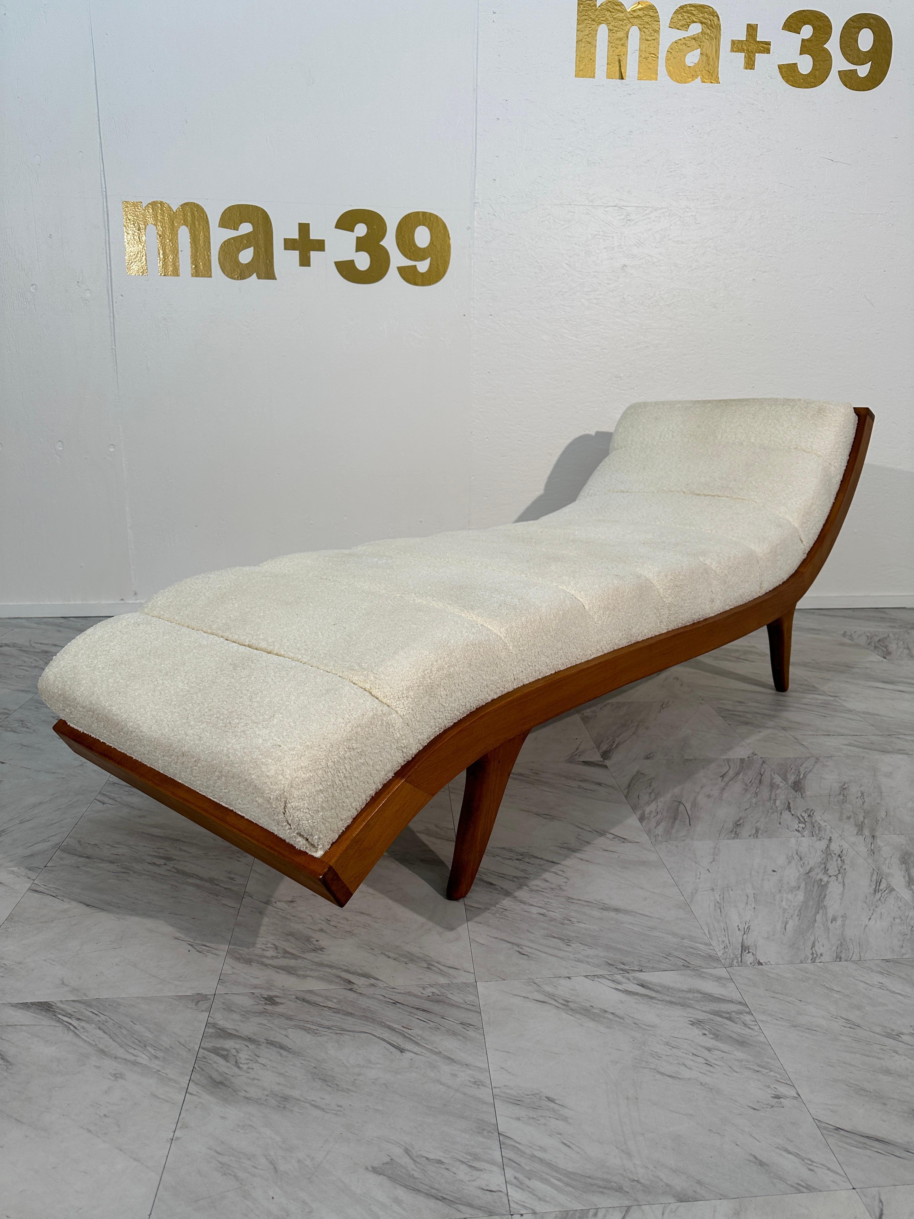 Textile Vintage Mid Century Italian Chaise Lounge 1960s For Sale