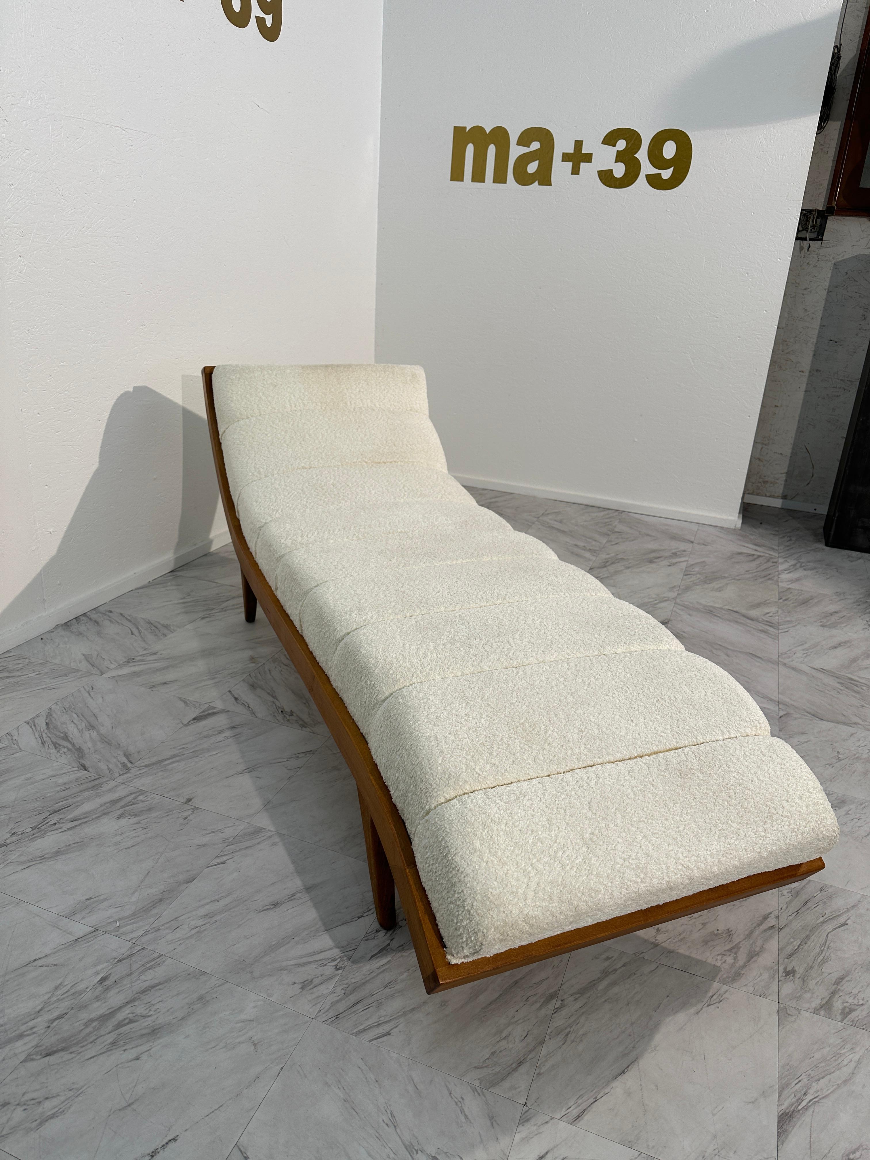 Vintage Mid Century Italian Chaise Lounge 1960s For Sale 2