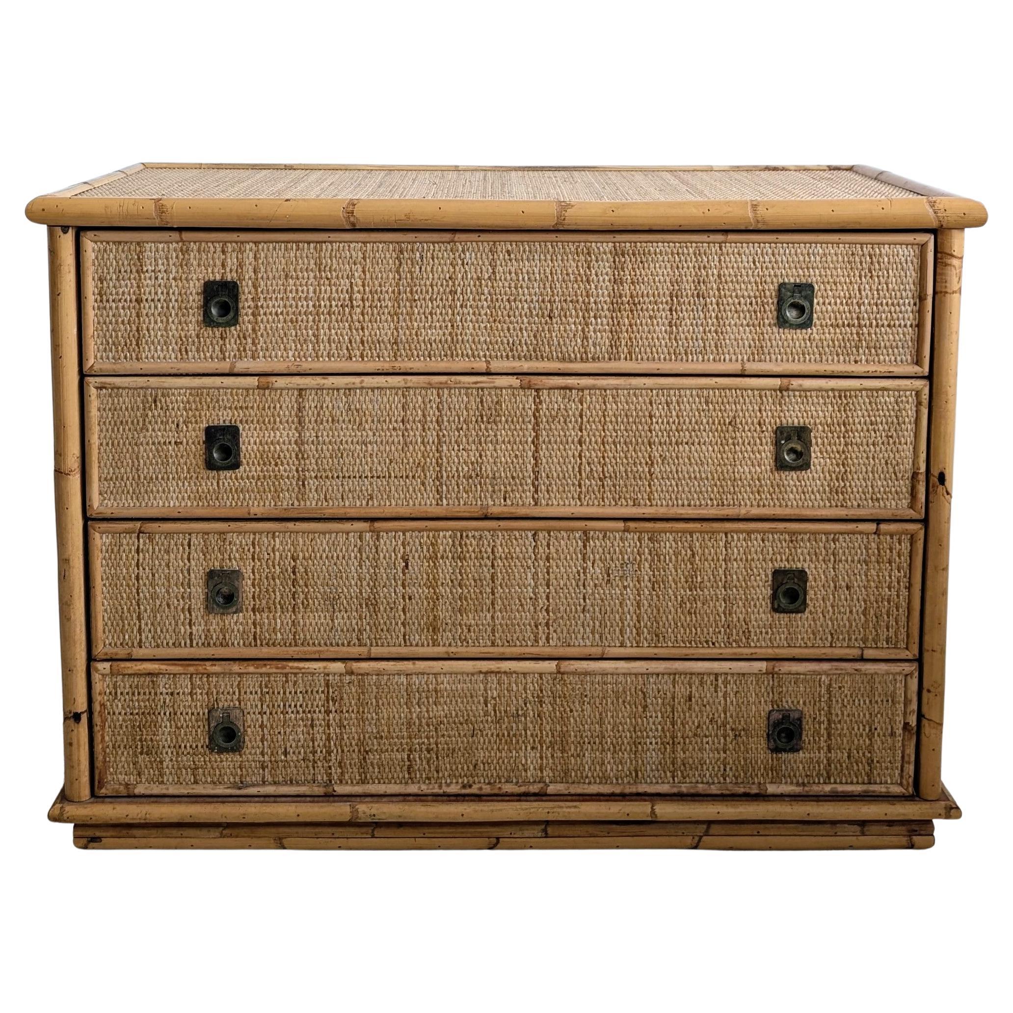 Cassettiera vintage di metà secolo in bambù, rattan e ottone Dal Vera anni '70 in vendita