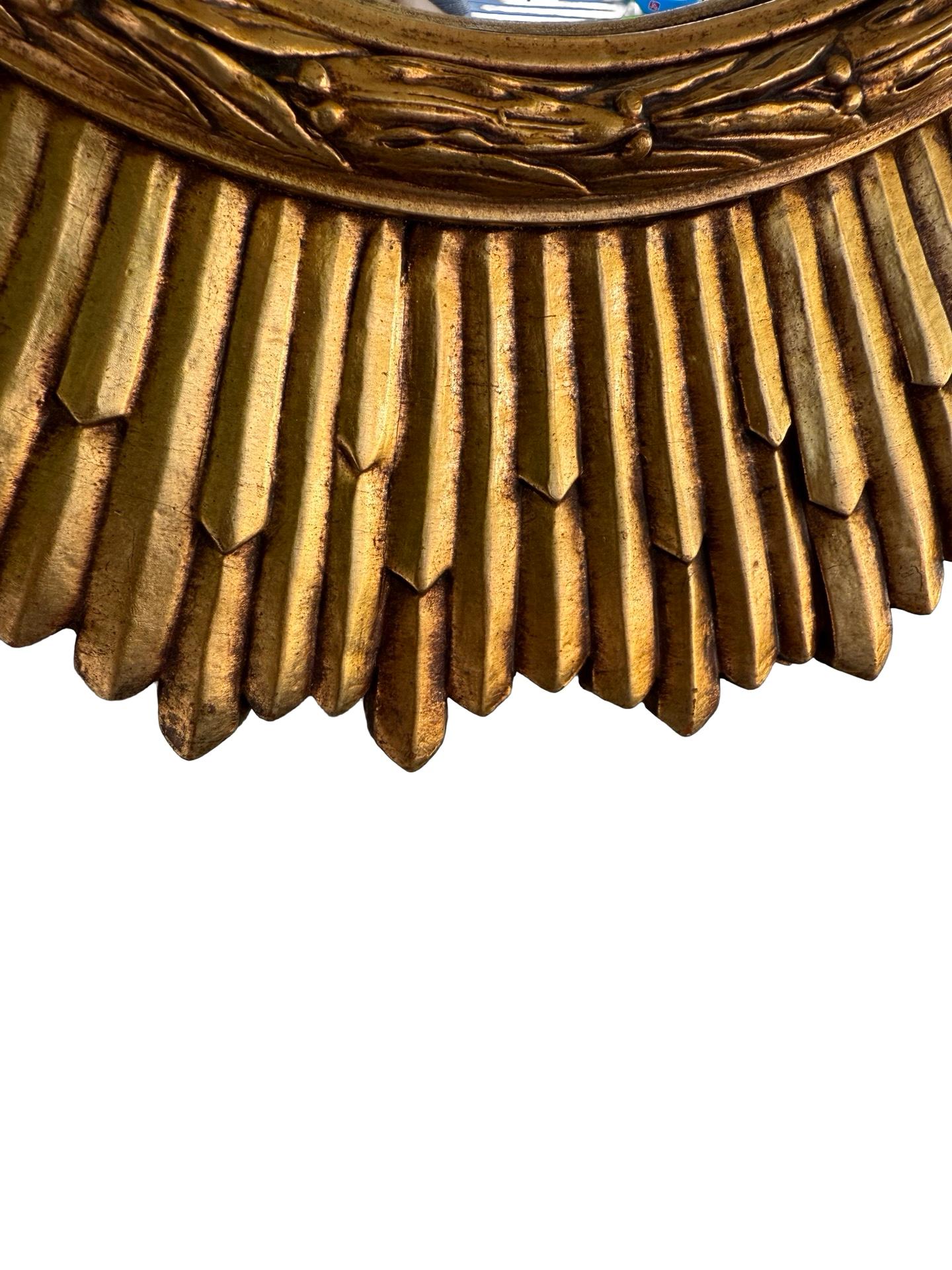Vintage Mid Century Italian Giltwood Sunburst Spiegel mit konvexem Glas im Angebot 1