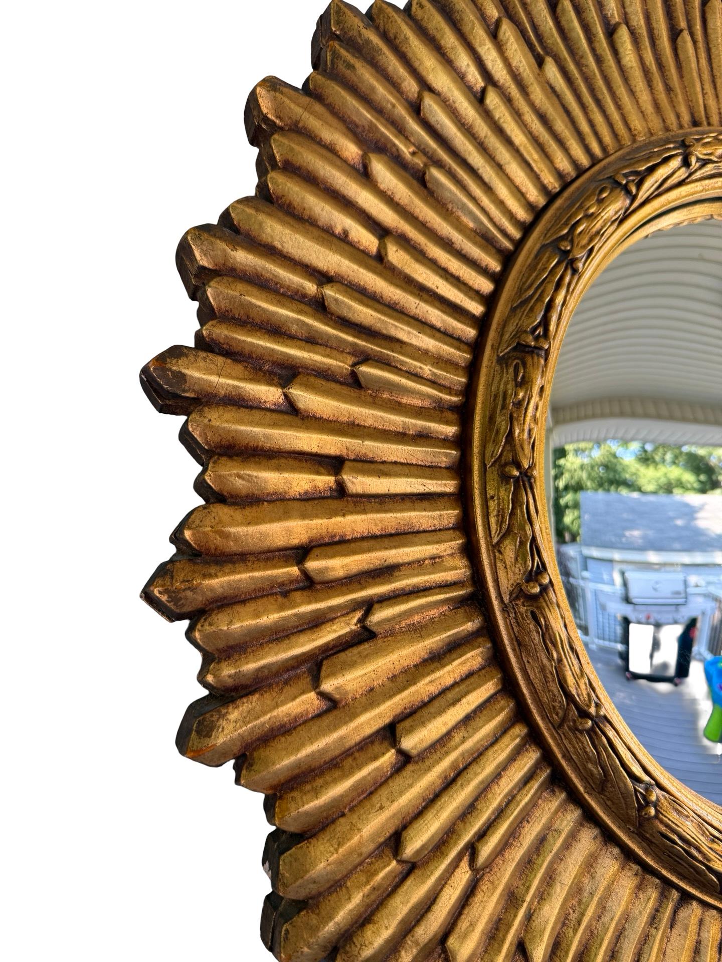 Vintage Mid Century Italian Giltwood Sunburst Spiegel mit konvexem Glas im Angebot 3