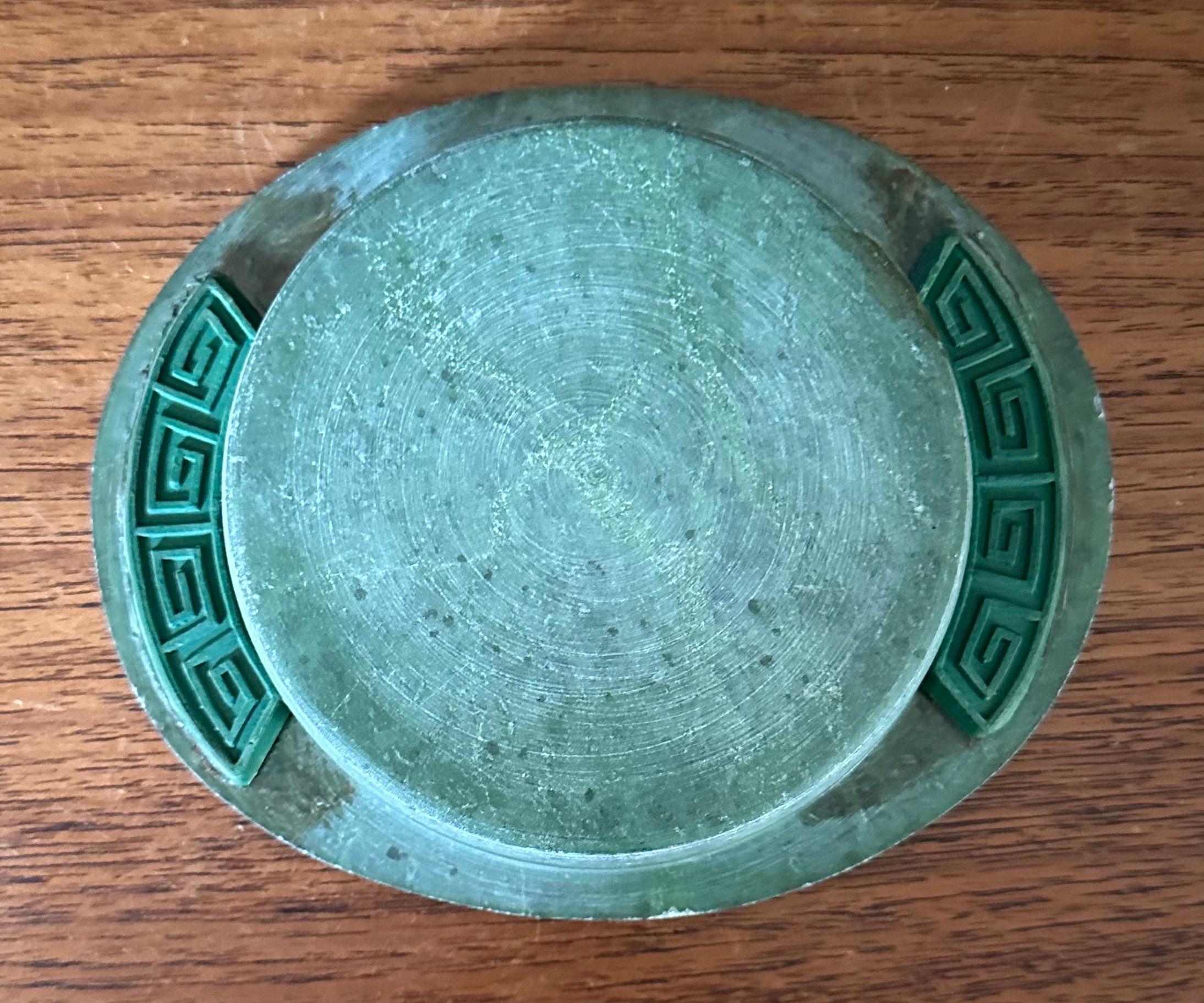 Vintage Mid-Century Italian Green Marble Ashtray (Cendrier en marbre vert) Bon état - En vente à San Diego, CA