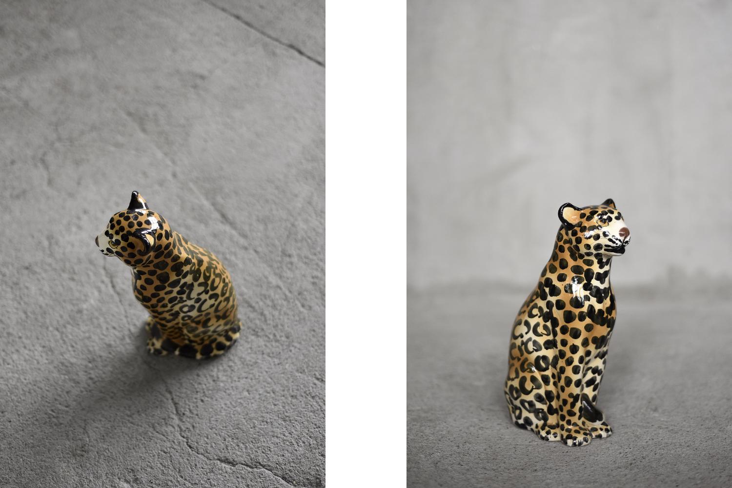 Late 20th Century Vintage Mid-Century Italian Modern Ceramic Sculpture of a Seating Leopard, 1970s For Sale