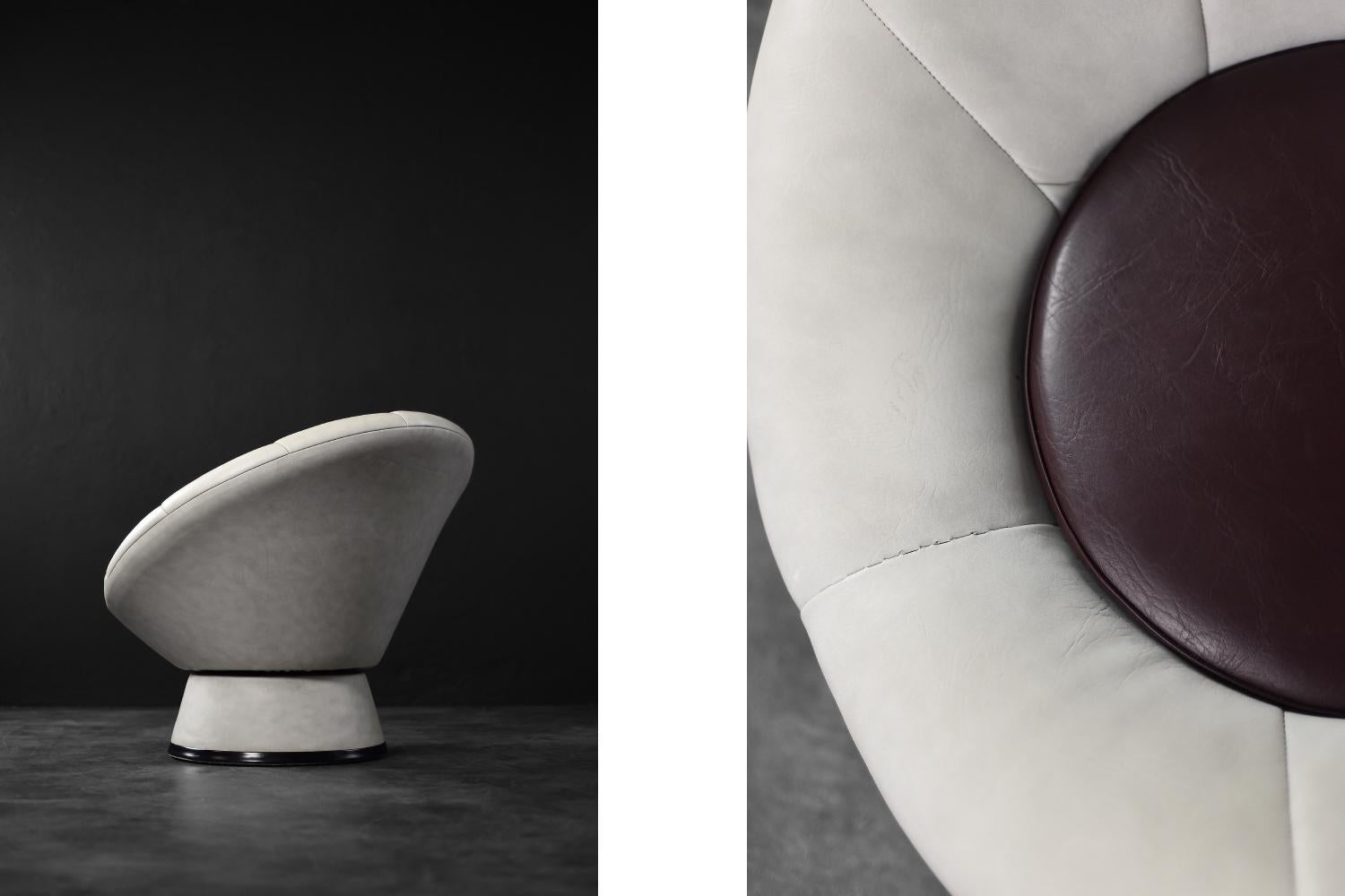 Vintage Mitte des Jahrhunderts Italienische Modern Modern Age Space Age Blumendrehstuhl, 1970er Jahre (Ende des 20. Jahrhunderts) im Angebot