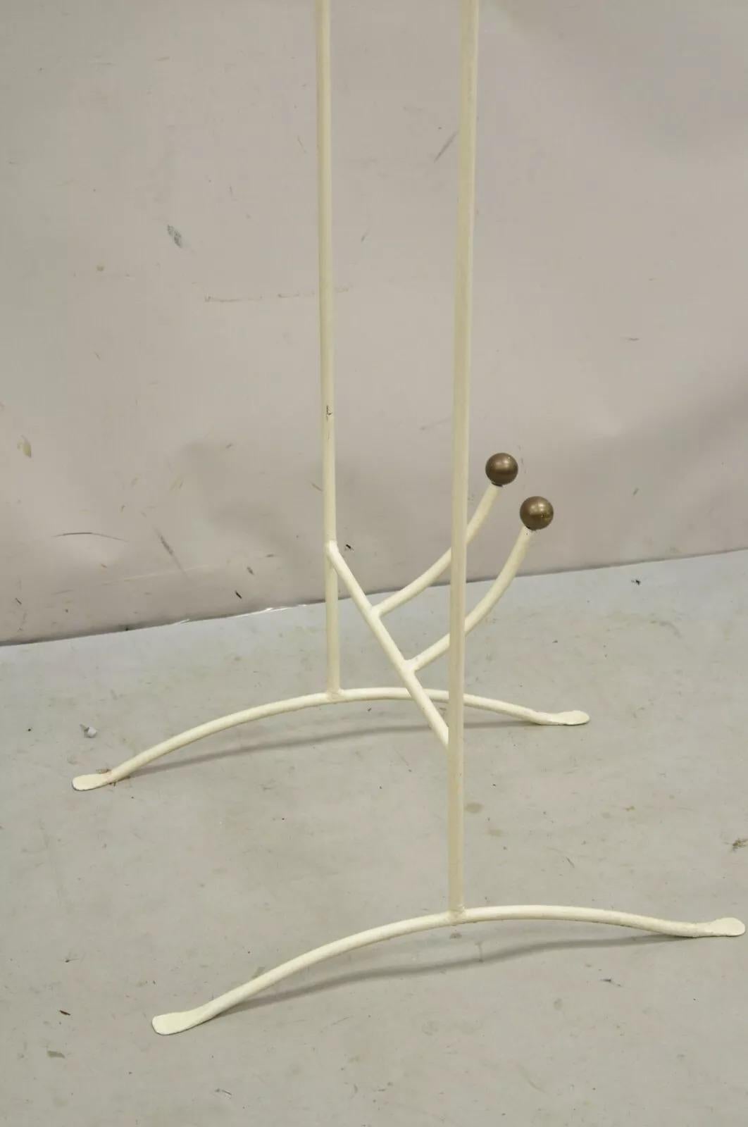 20ième siècle Valet de chambre Vintage Mid Century Italian Modern Wrought Iron & Brass Clothing Valet en vente