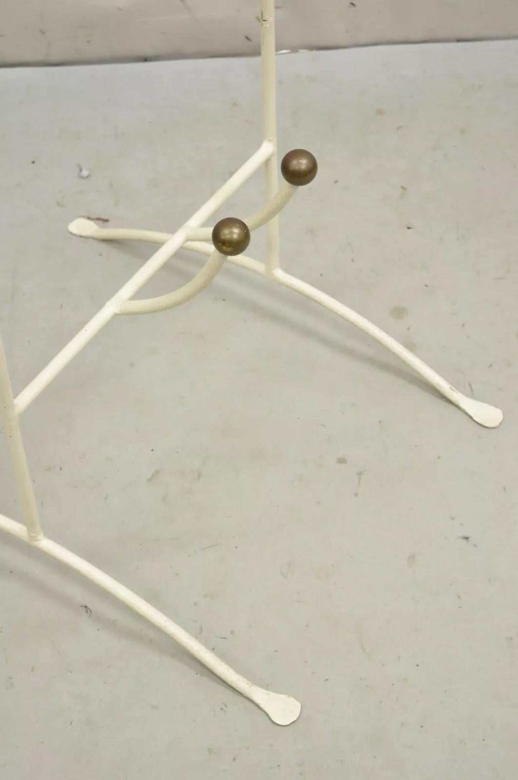 Fer forgé Valet de chambre Vintage Mid Century Italian Modern Wrought Iron & Brass Clothing Valet en vente