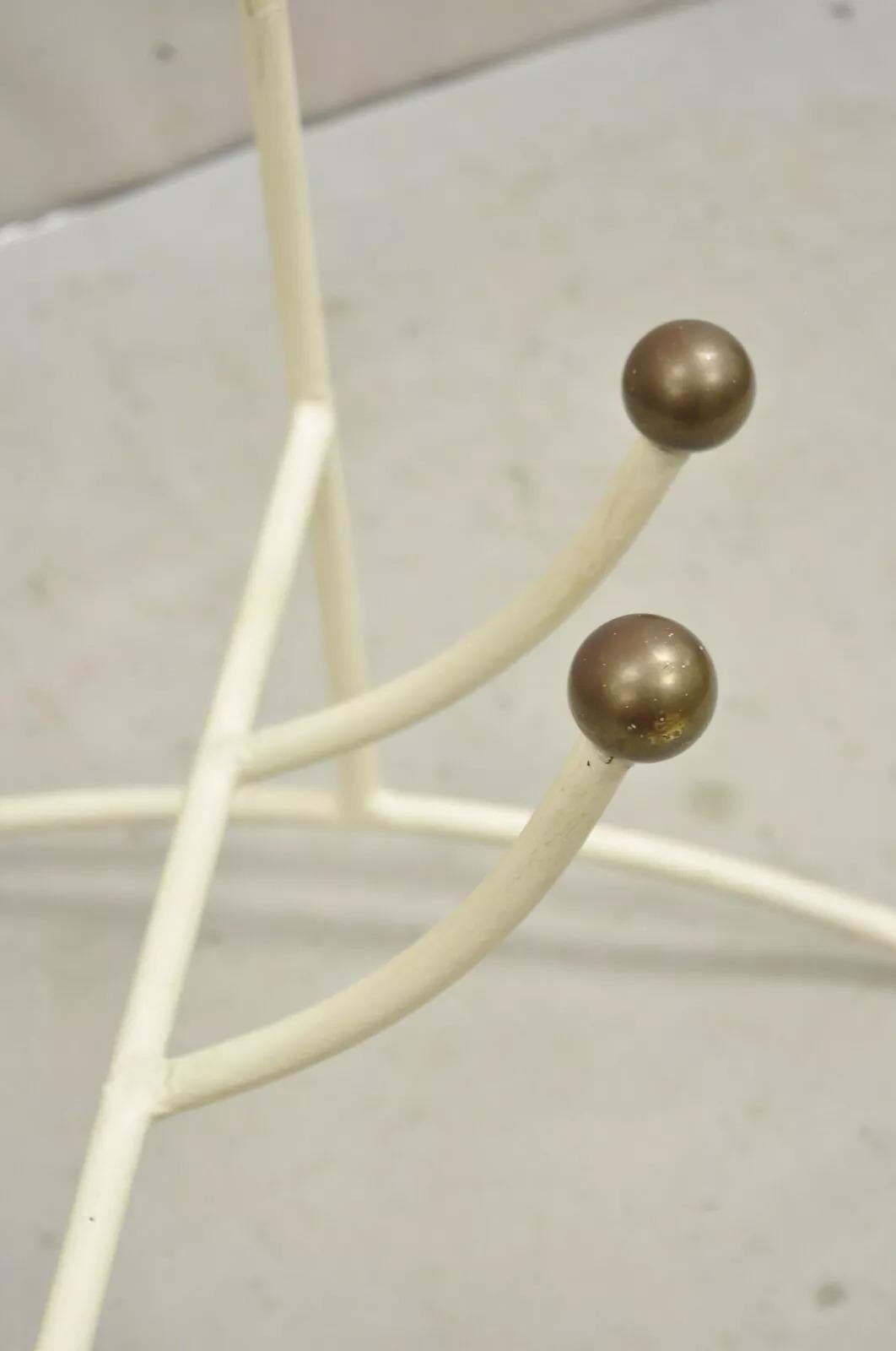 Valet de chambre Vintage Mid Century Italian Modern Wrought Iron & Brass Clothing Valet en vente 1