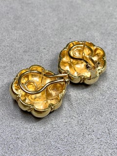 Vintage Mid Century Italian Quilted Bombé 18K Yellow Gold Button Huggie Earrings