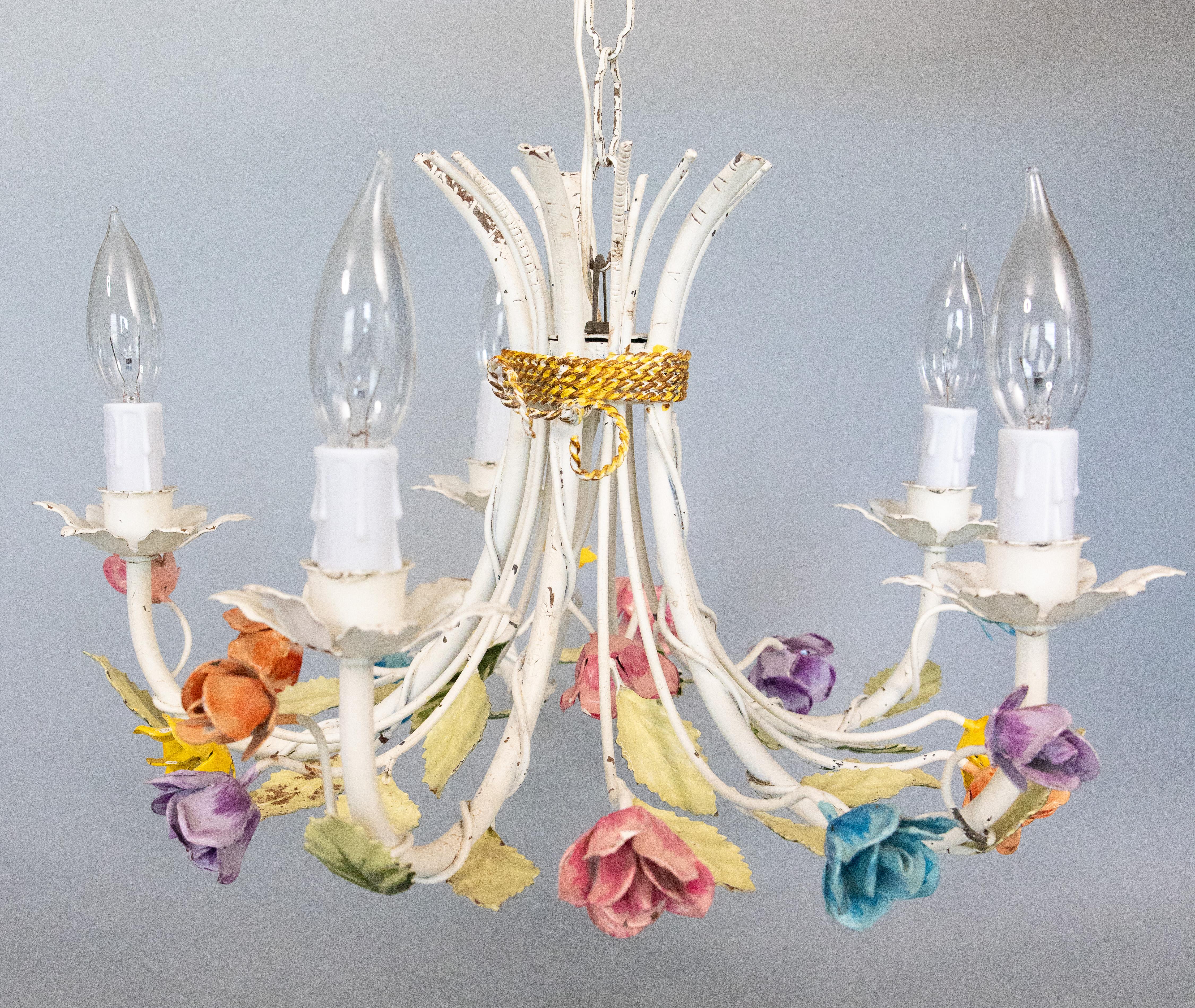 Vintage Mid-Century Italian Tole Roses Five Arm Chandelier For Sale 7
