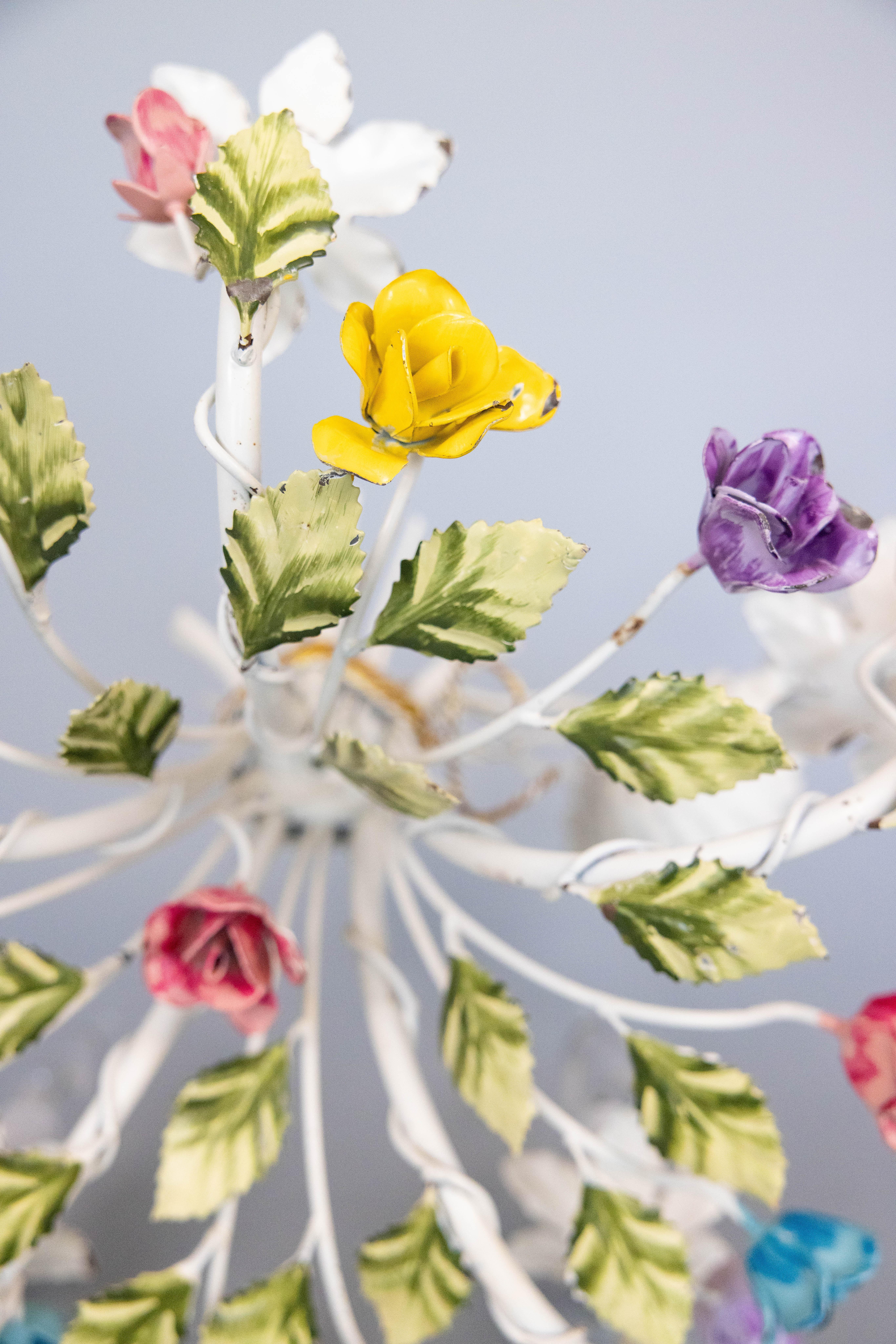 20th Century Vintage Mid-Century Italian Tole Roses Five Arm Chandelier For Sale