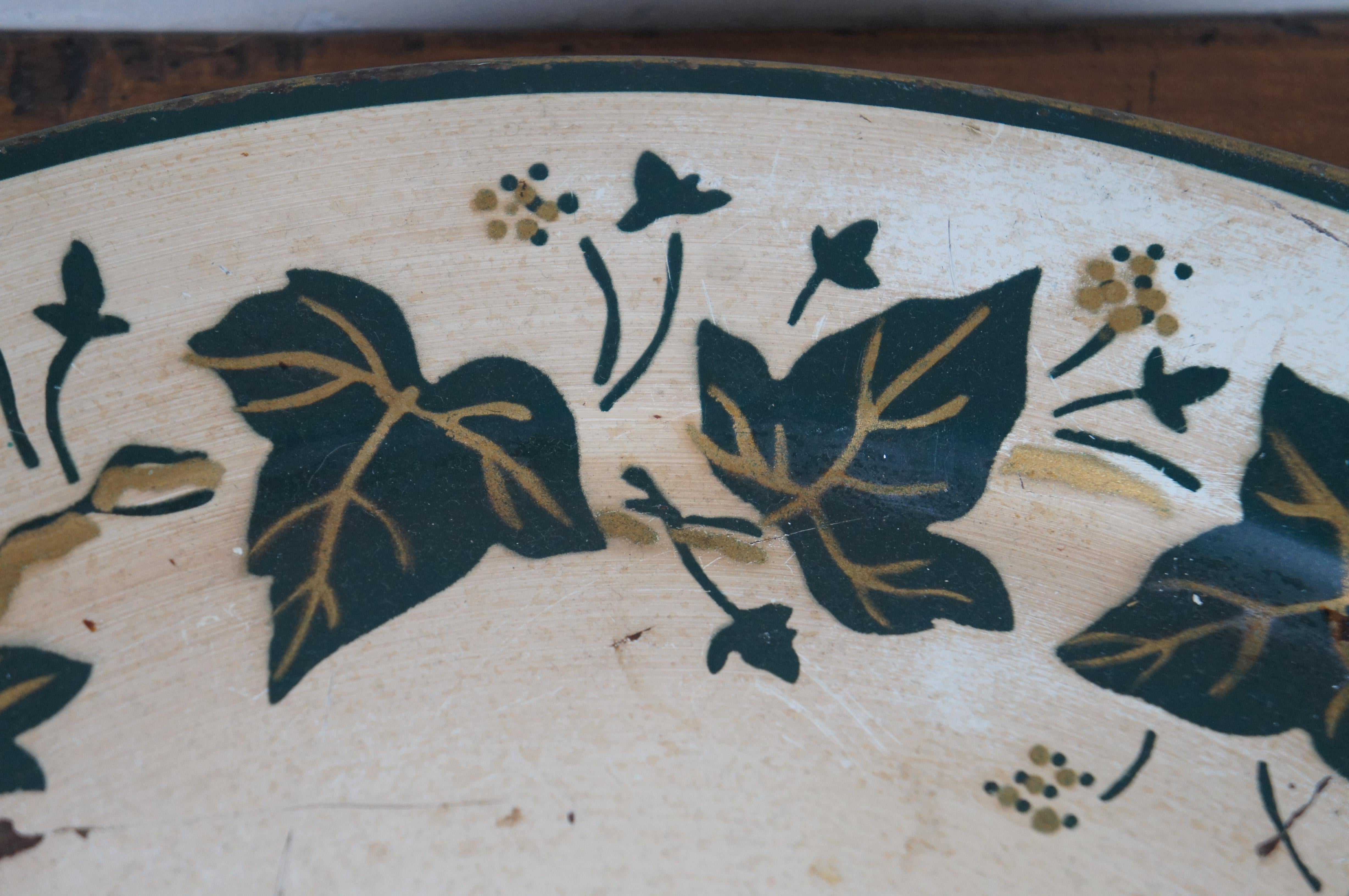Vintage Mid-Century Ivy Leaf Vine Round Toleware Metal Tray Centerpiece 19 6
