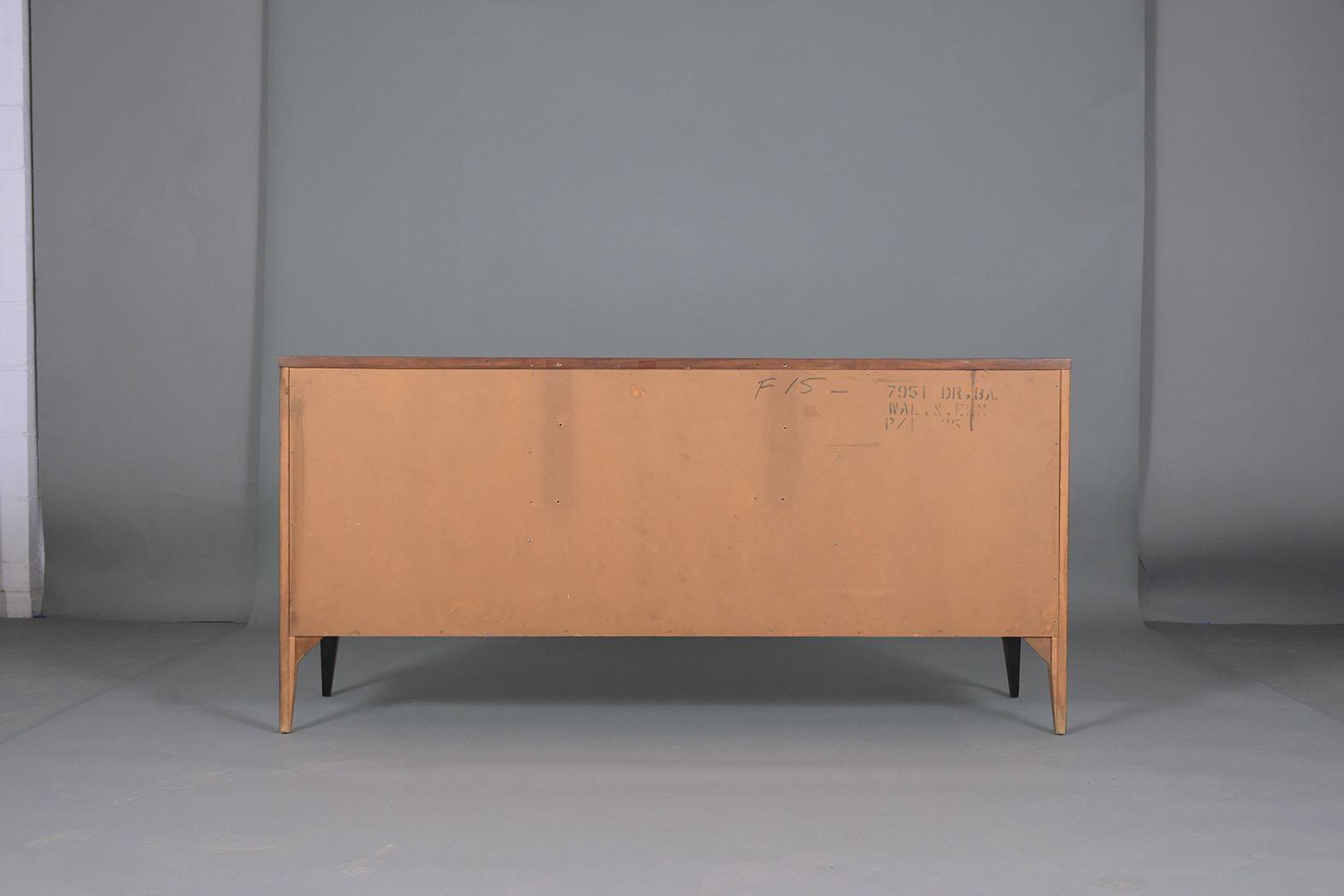 Vintage Mid-Century Modern Lacquered Dresser 7