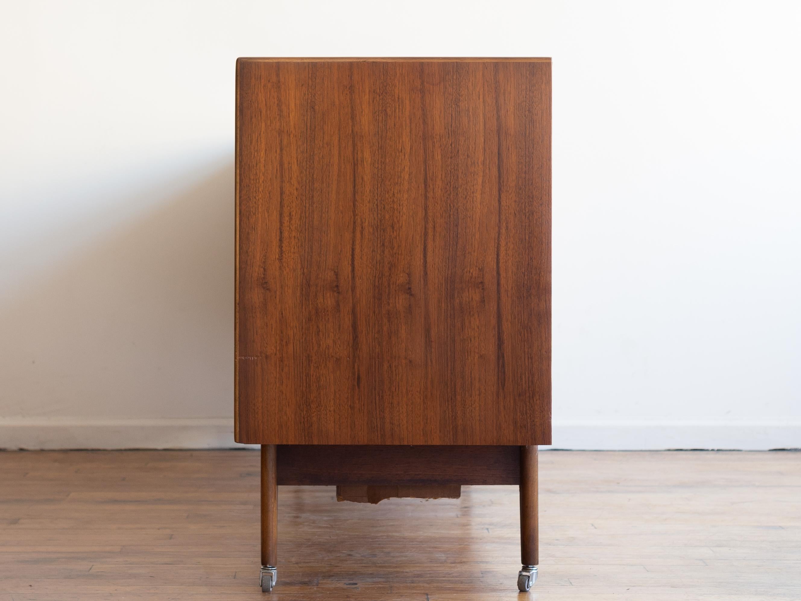 Vintage Mid Century Lane Perception 9-Drawer Lowboy Dresser 1