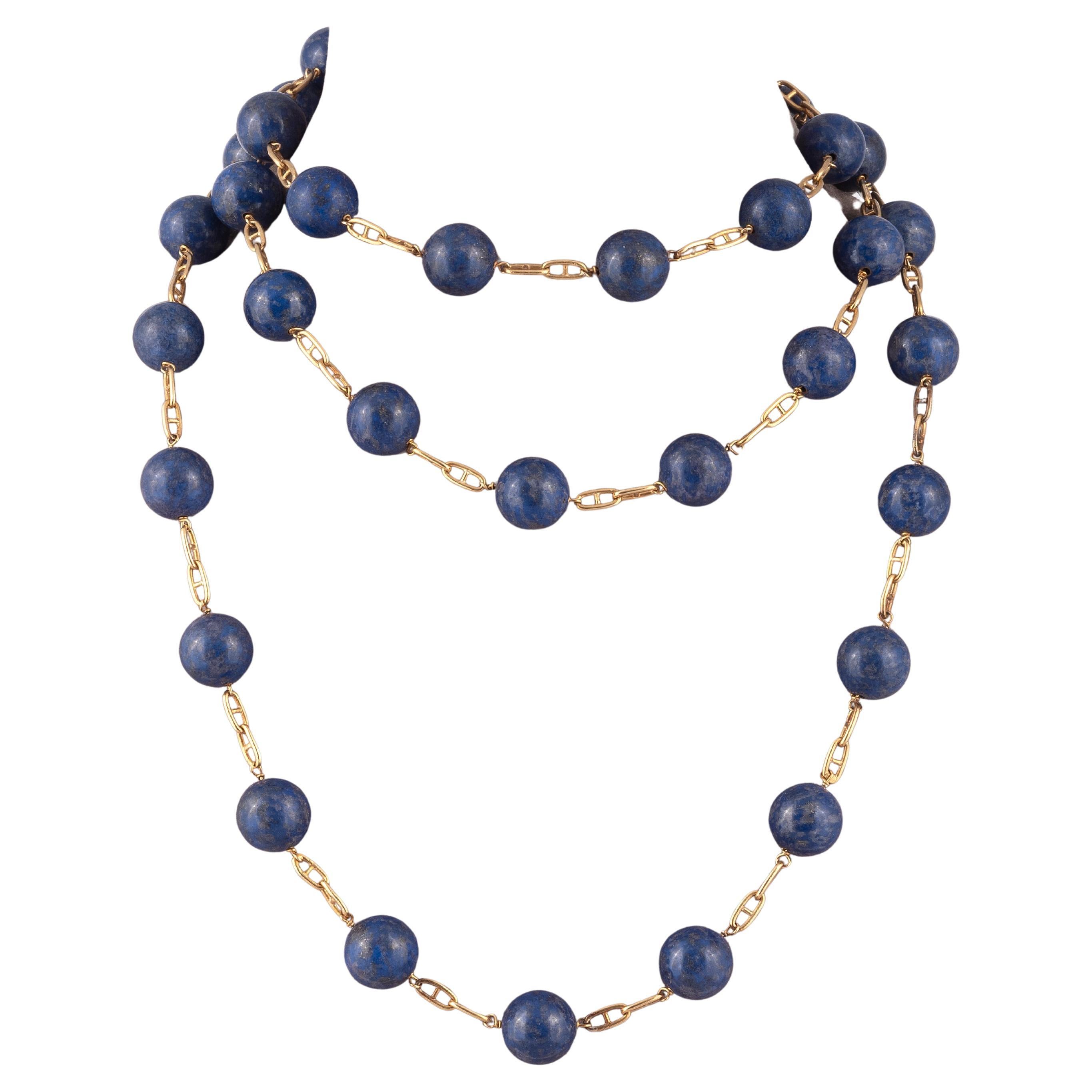 Retro Vintage Mid-Century Lapis Lazuli Beaded Long Necklace In 18k Yellow Gold For Sale