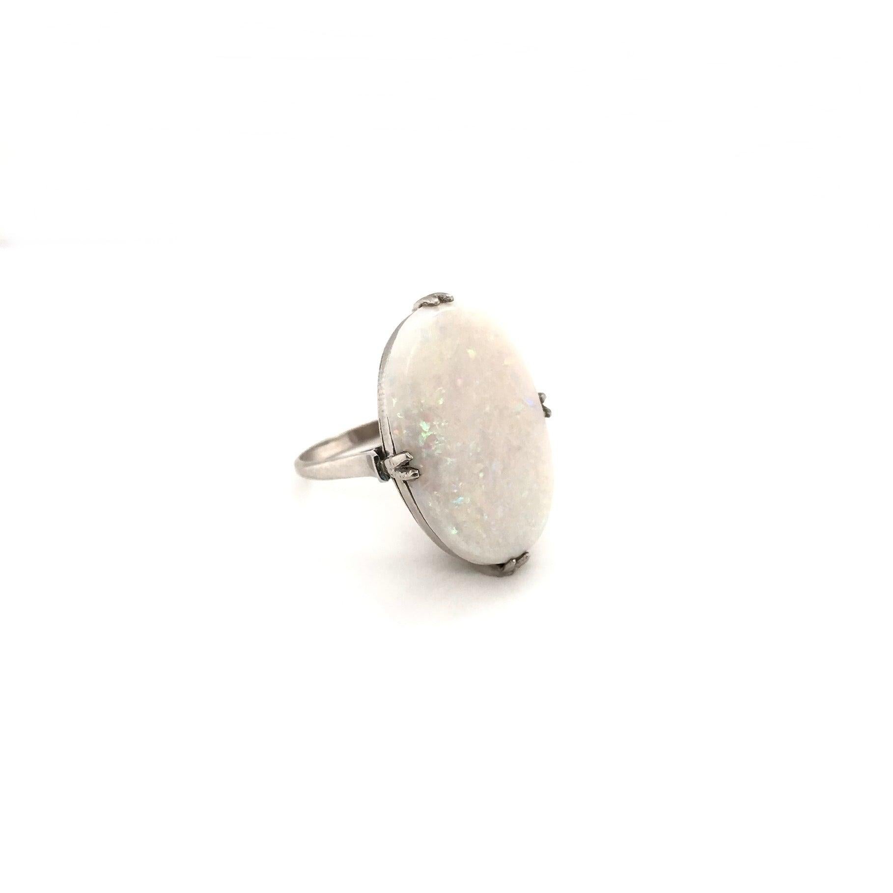 Vintage Mid Century Large White Opal Cocktail Ring For Sale 1
