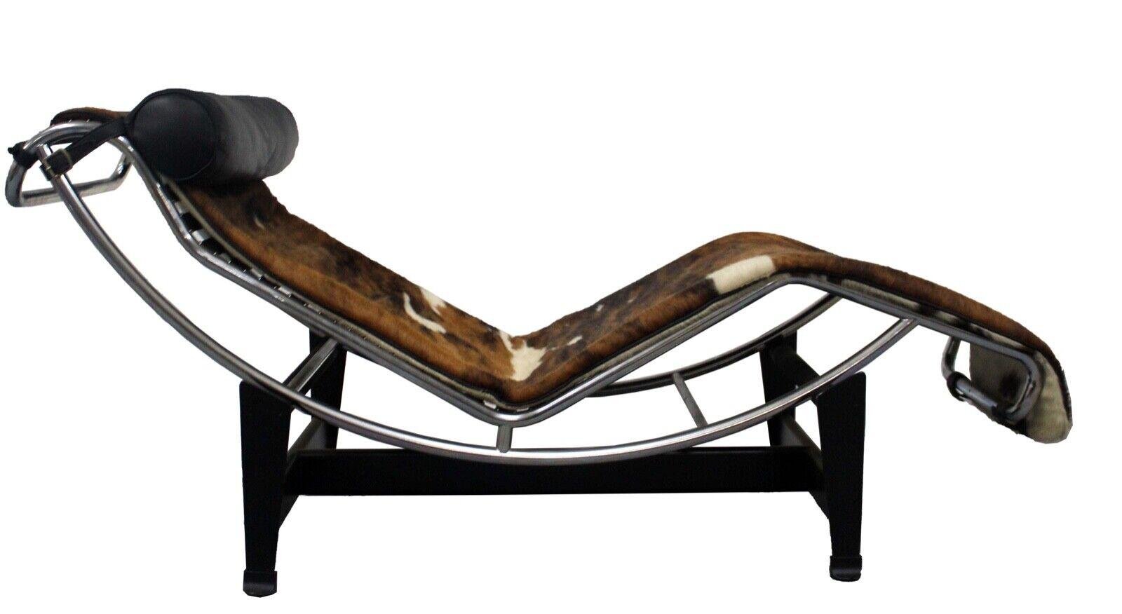 For your consideration is this iconic Le Corbusier for Cassina LC4 Ponyhair chaise lounge chair. Dimensions: 22.5 W x 65 D x 28 H seat height: 11