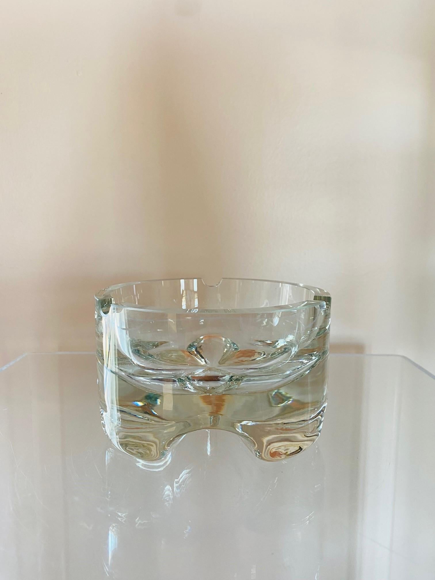 Vintage Mid-Century Lead Crystal Ashtray Bowl Made in Poland In Good Condition For Sale In San Diego, CA