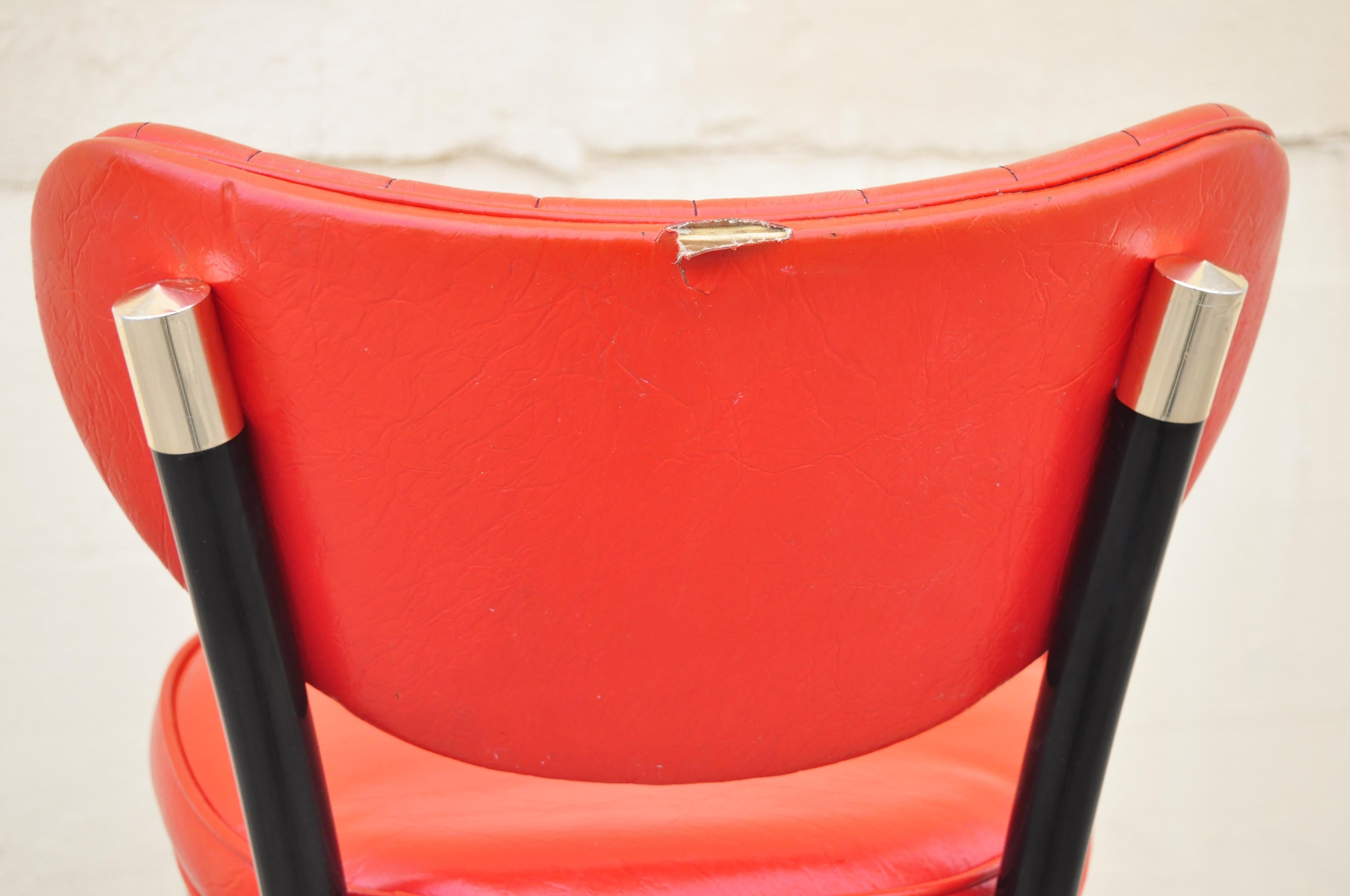 Vintage Midcentury Lion Brand Black Metal Red Vinyl Italian Style Barstool In Fair Condition For Sale In Philadelphia, PA