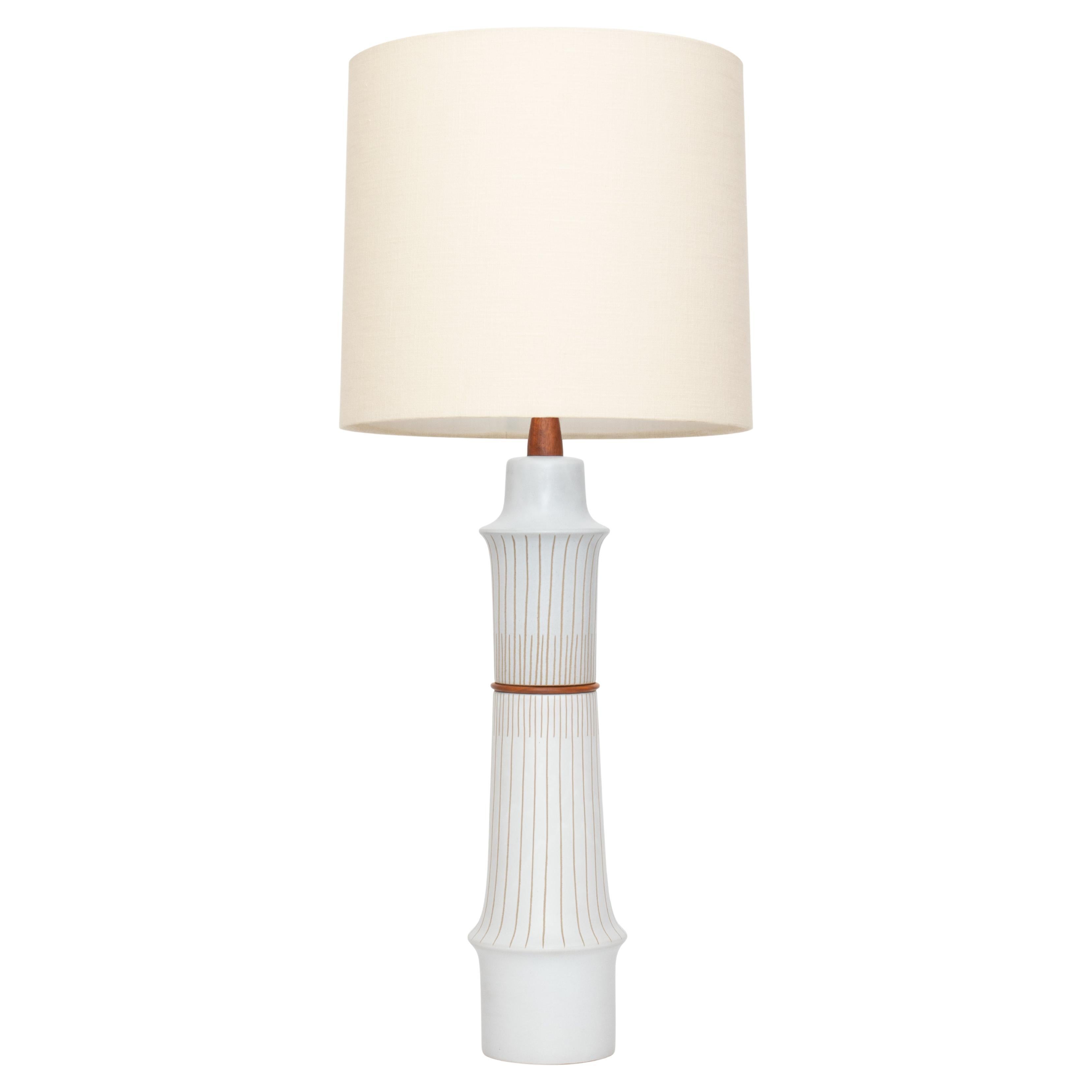 Lampe de bureau vintage mi-siècle M207 en céramique de Jane et Gordon Martz en vente