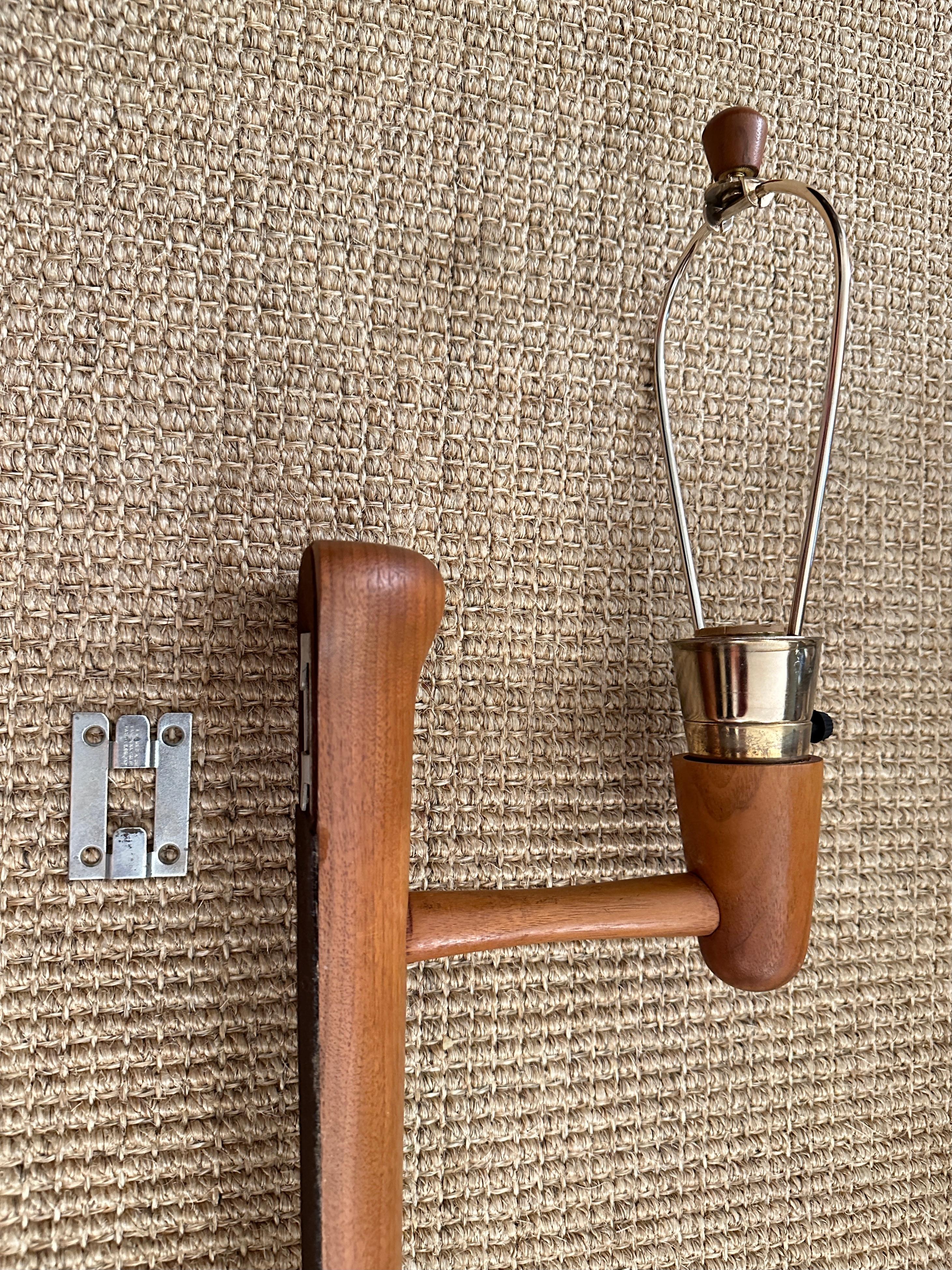 Vintage Mid Century Marshall Studios, Inc. Teak Wall Sconce 7
