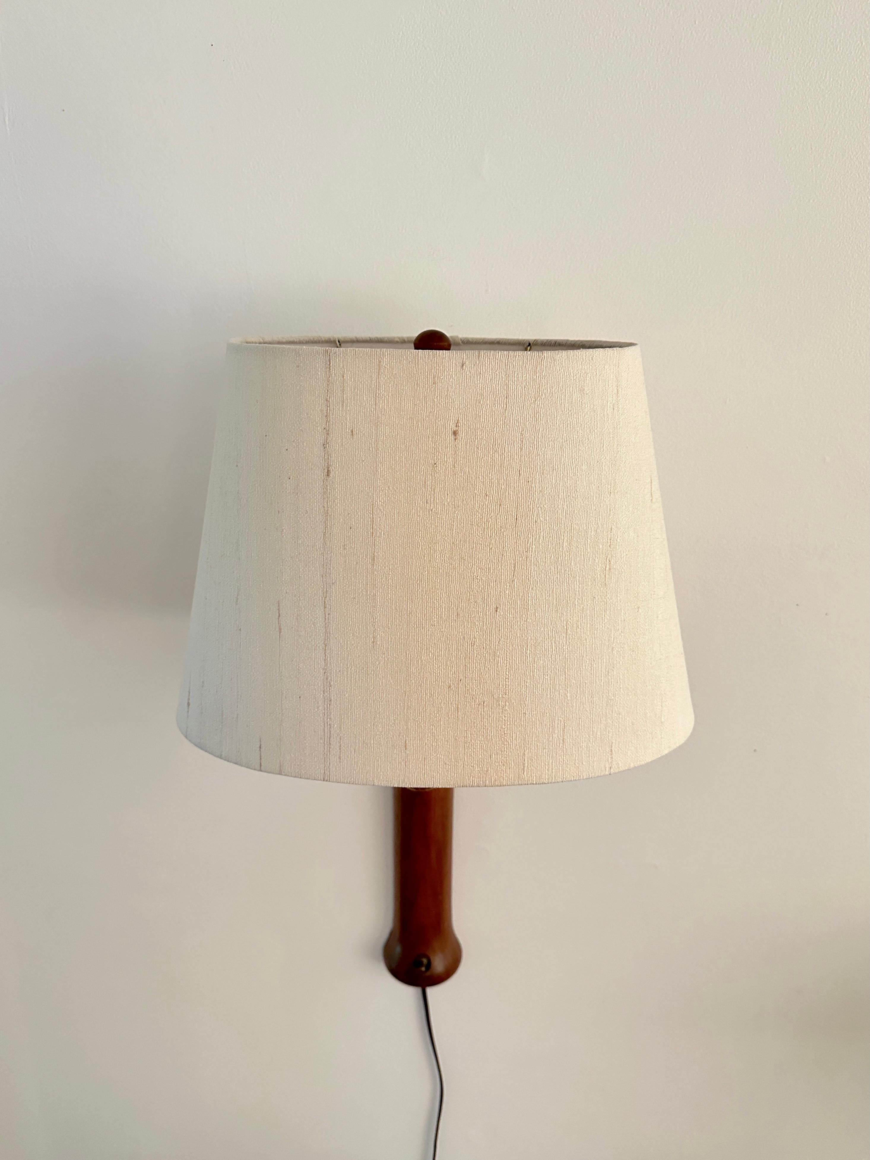 Hand-Crafted Vintage Mid Century Marshall Studios, Inc. Teak Wall Sconce