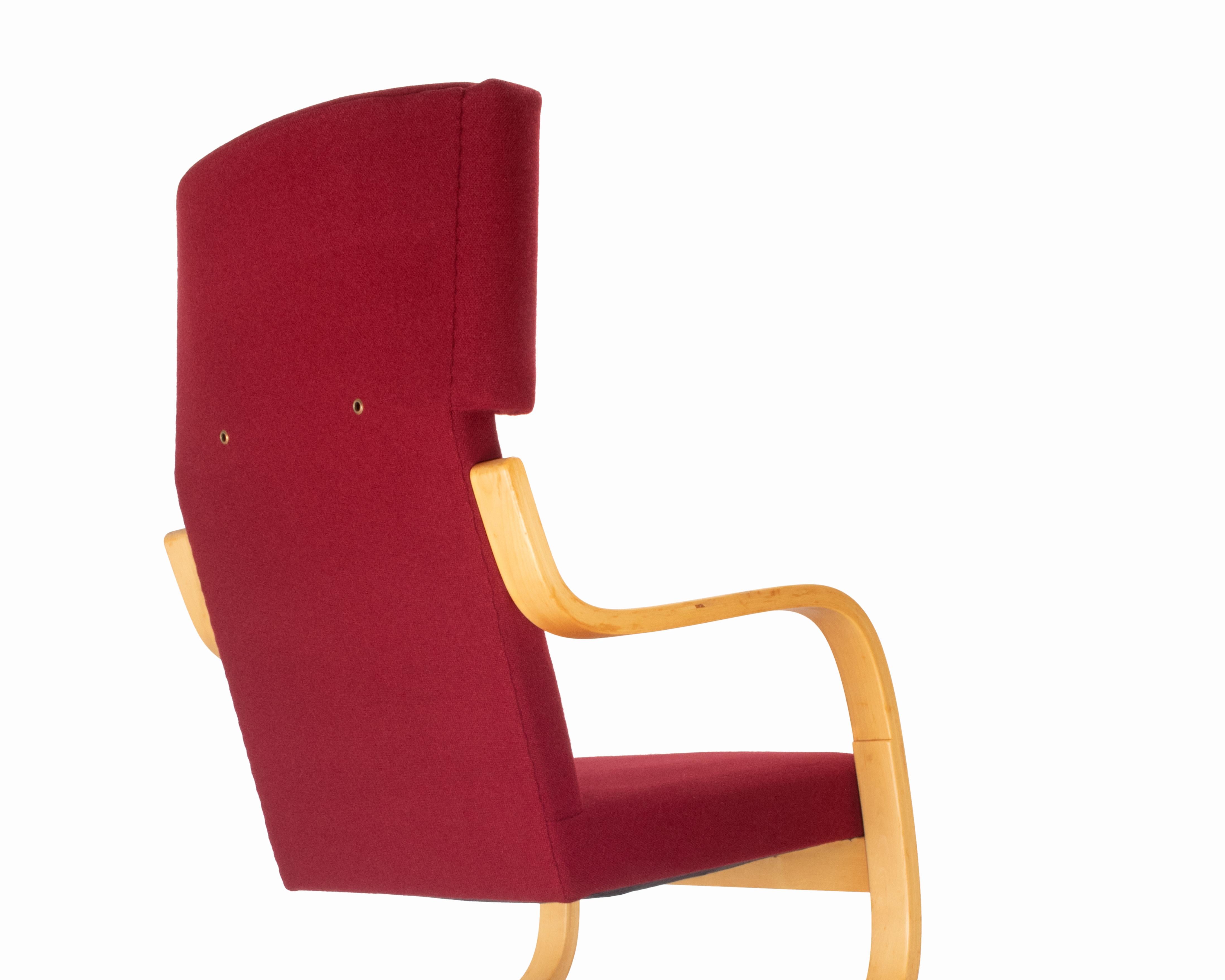 20th Century Vintage Mid-Century Model 36/401 Cantilever Lounge Chairs by Alvar Aalto, a Pair