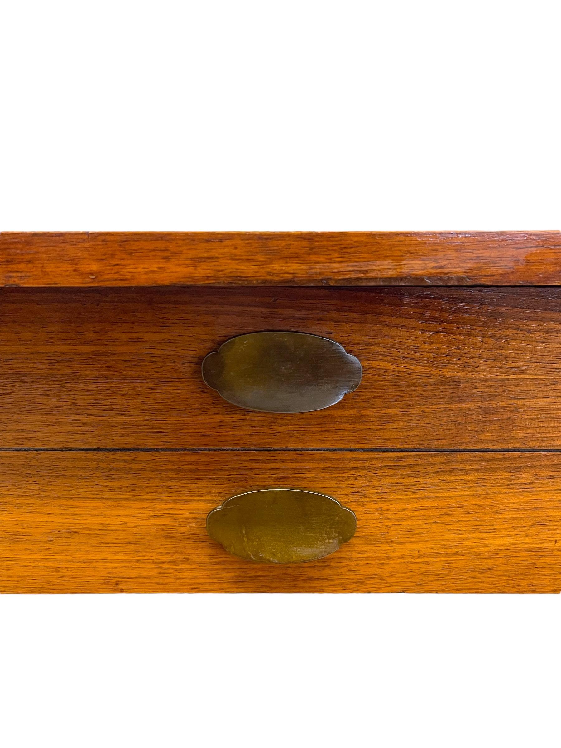 Mesa auxiliar Vintage Mid Century Modern de 1 cajón by Lane Furniture en venta 1