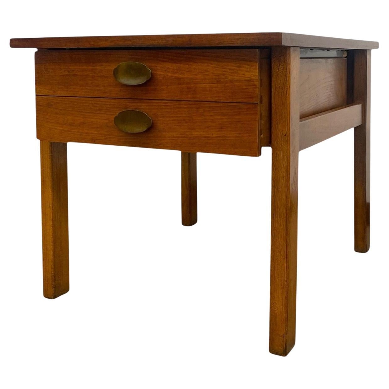 Mesa auxiliar Vintage Mid Century Modern de 1 cajón by Lane Furniture en venta