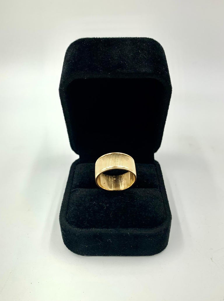 Vintage Mid-Century Modern 14K Yellow Gold Classic Reeded Wide Cigar Band  Ring For Sale at 1stDibs